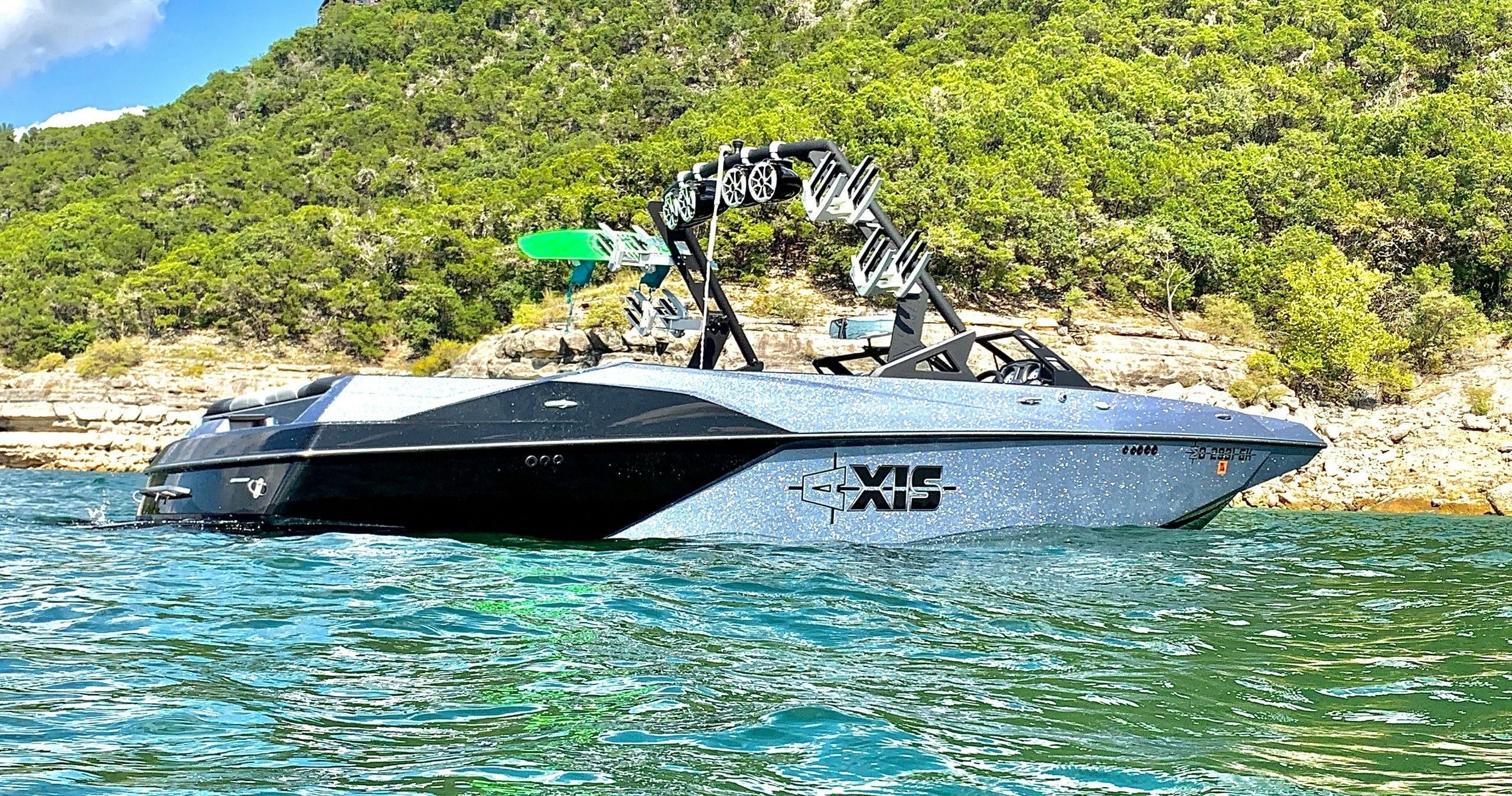 3 Hour Weekday Private Wake Surfing Lesson on an Axis A24 Surf Boat - Image 3