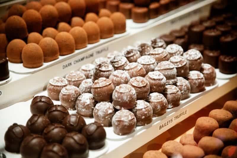 Back Bay of Boston Private Chocolate & Pastry Food Tour - Image 5