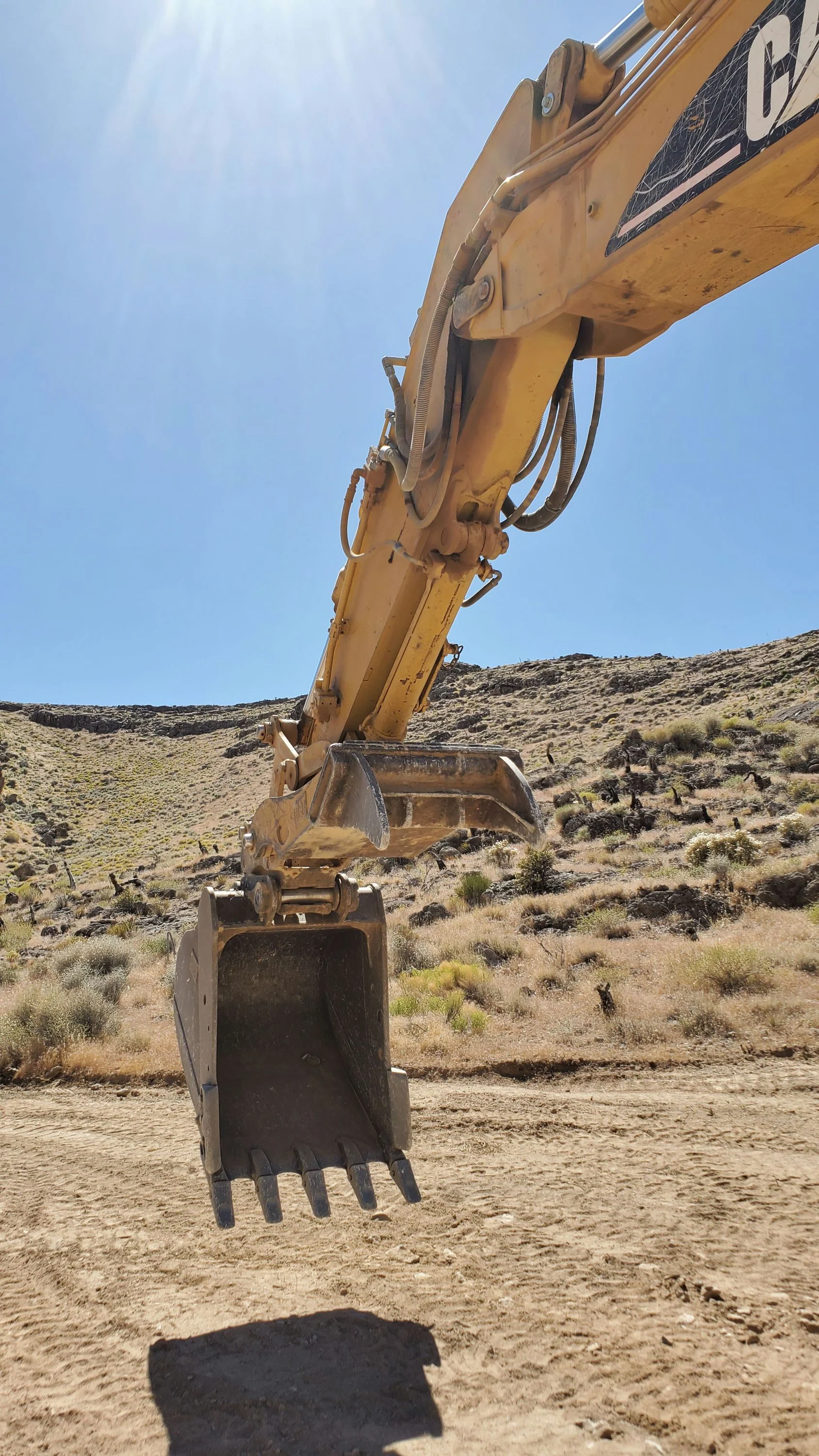 Big Cat Excavator Smash & Grab - Image 3
