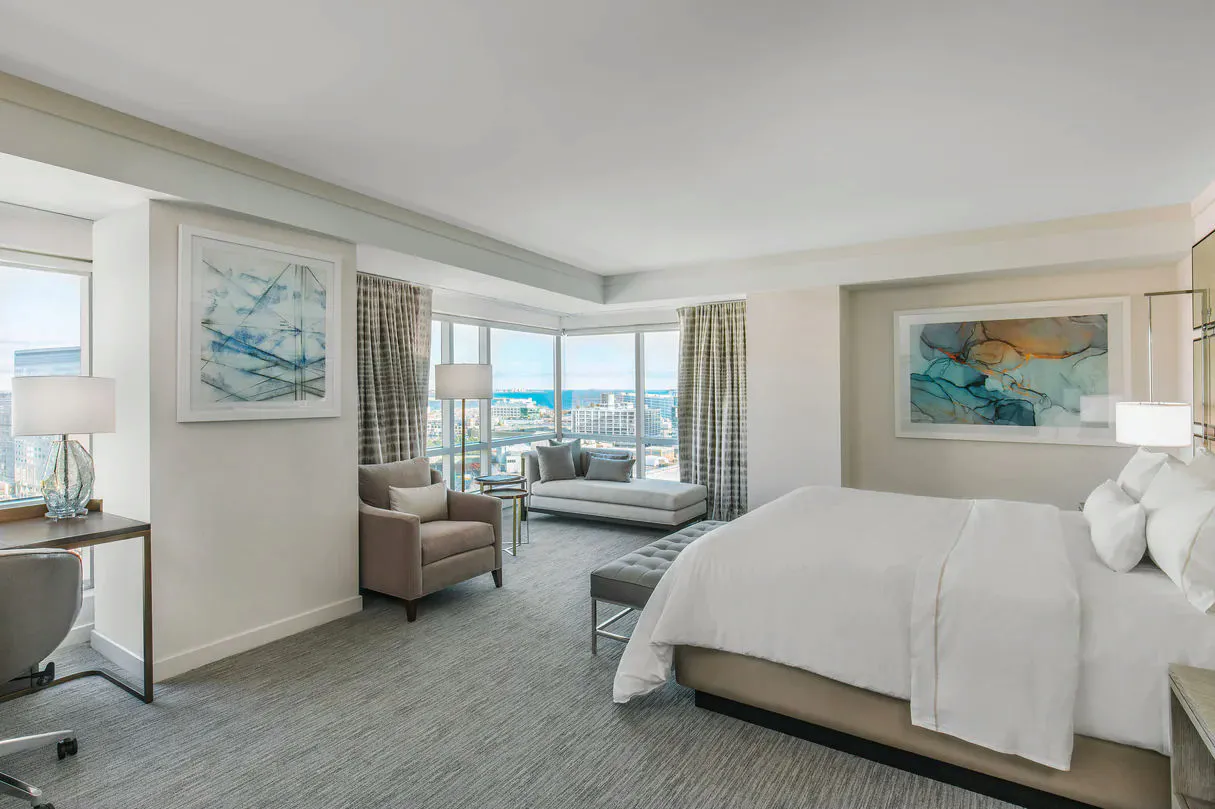 Boston Bliss: 2-Night Hotel Gift Experience - Image 6