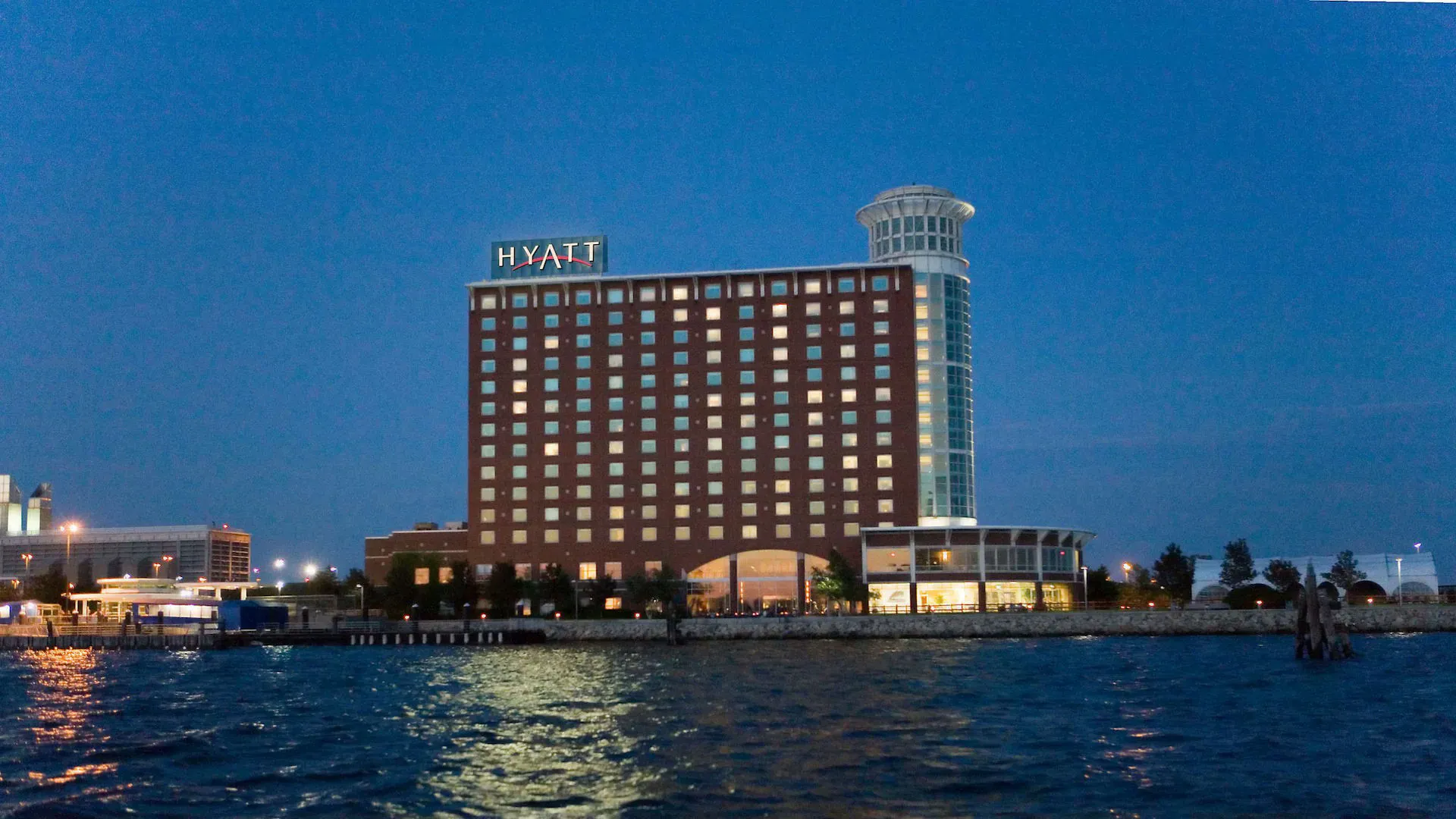 Boston Bliss: 1-Night Hotel Gift Experience - Image 6