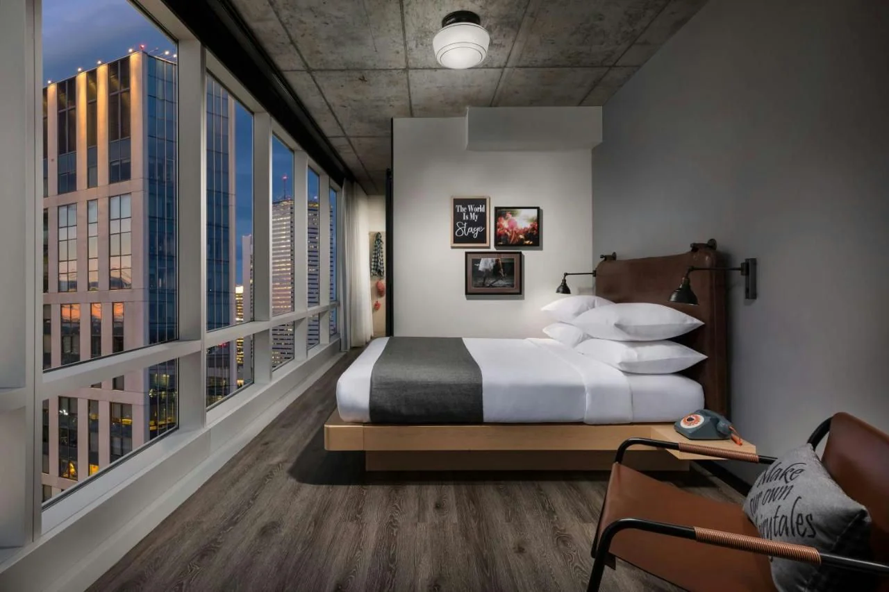 Boston Bliss: 1-Night Hotel Gift Experience - Image 9