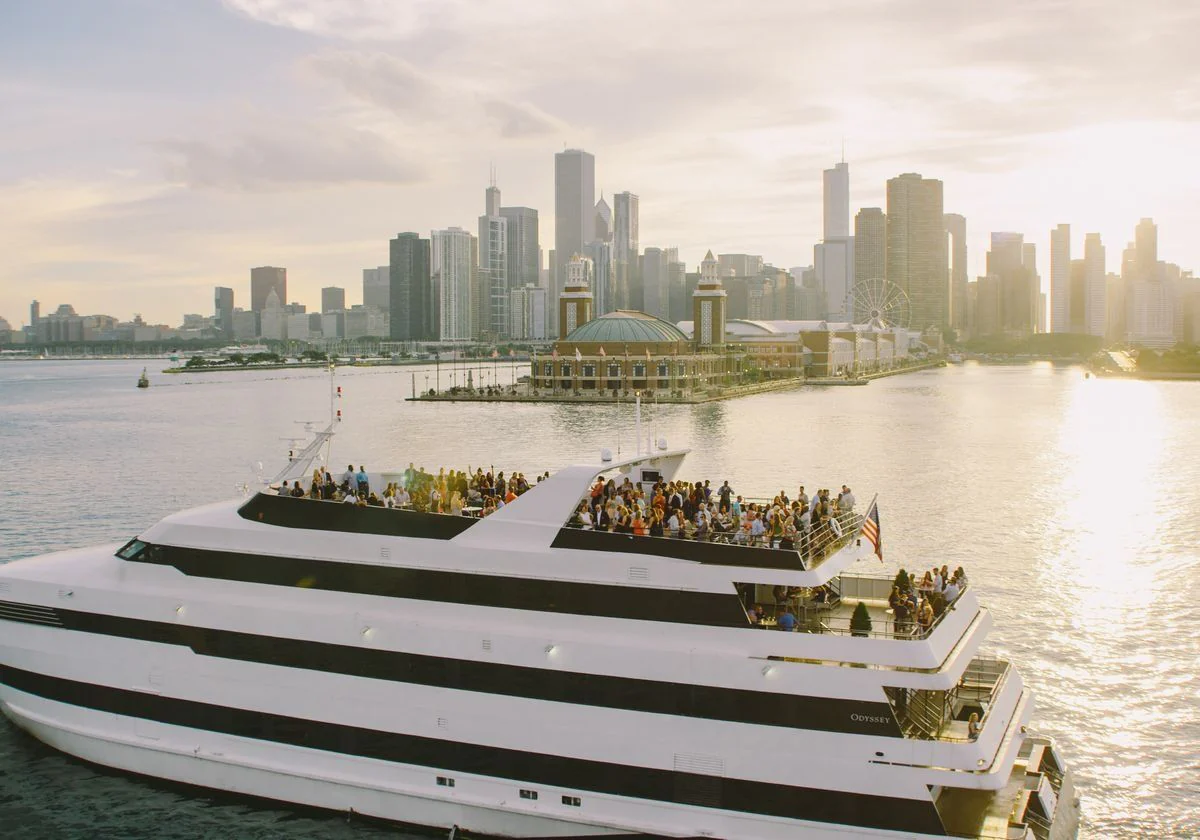 Chicago Bottomless Mimosas Odyssey Brunch Cruise on Lake Michigan