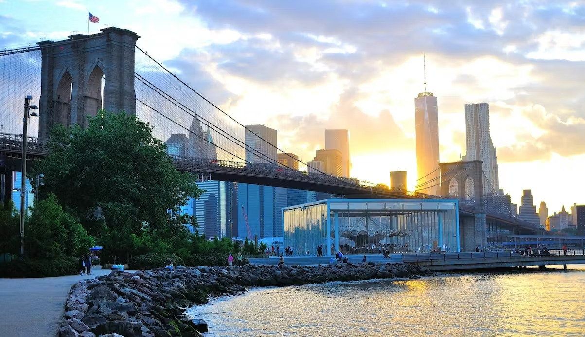 Brooklyn Heights, Brooklyn Bridge & DUMBO Food Tour - Image 5
