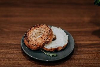 New York's Famous Bagels & Spreads Cooking Class - Image 5