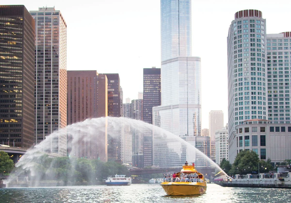 Chicago Seadog BYOB River & Lake Architectural Cruise