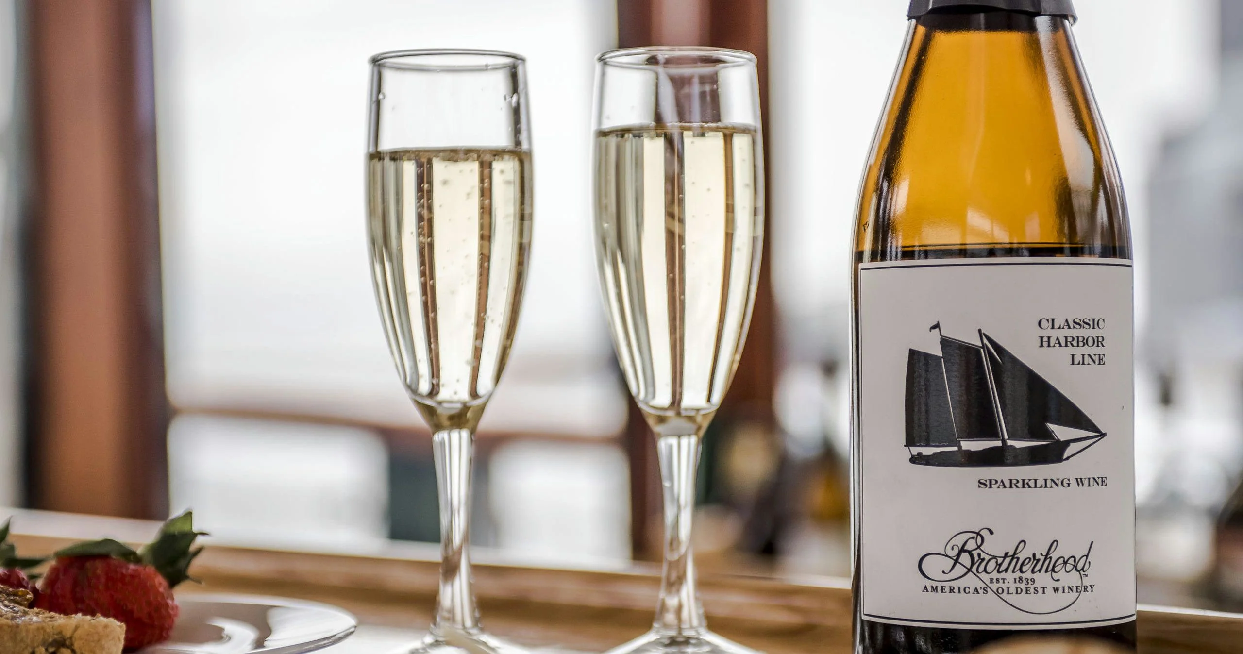 Champagne, Wine, Cheese & Caviar Pairing Cruise - Image 4