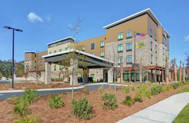 Charleston Escape: 1-Night Hotel Stay - Image 15