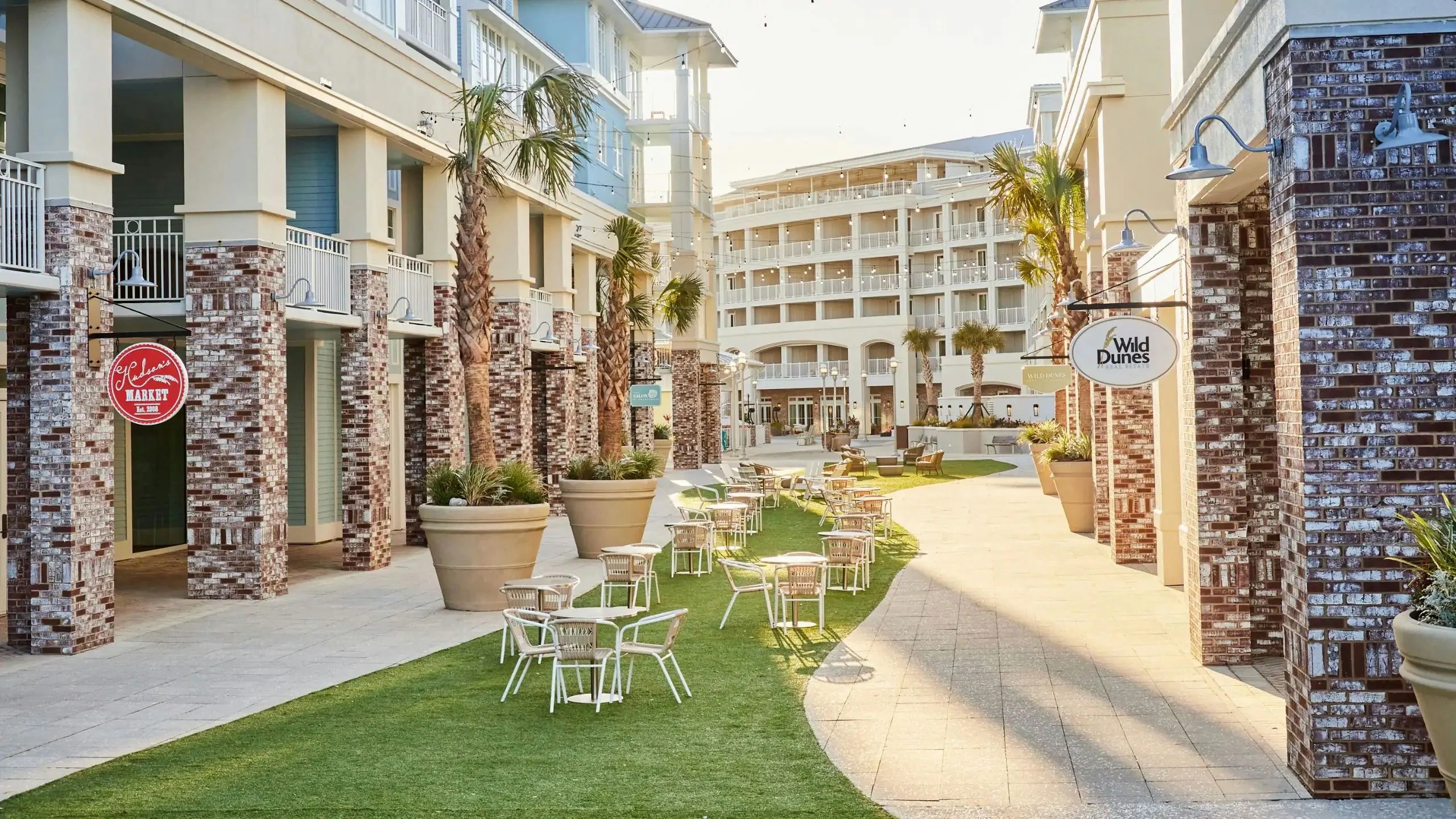 Charleston Escape: 1-Night Hotel Stay - Image 8