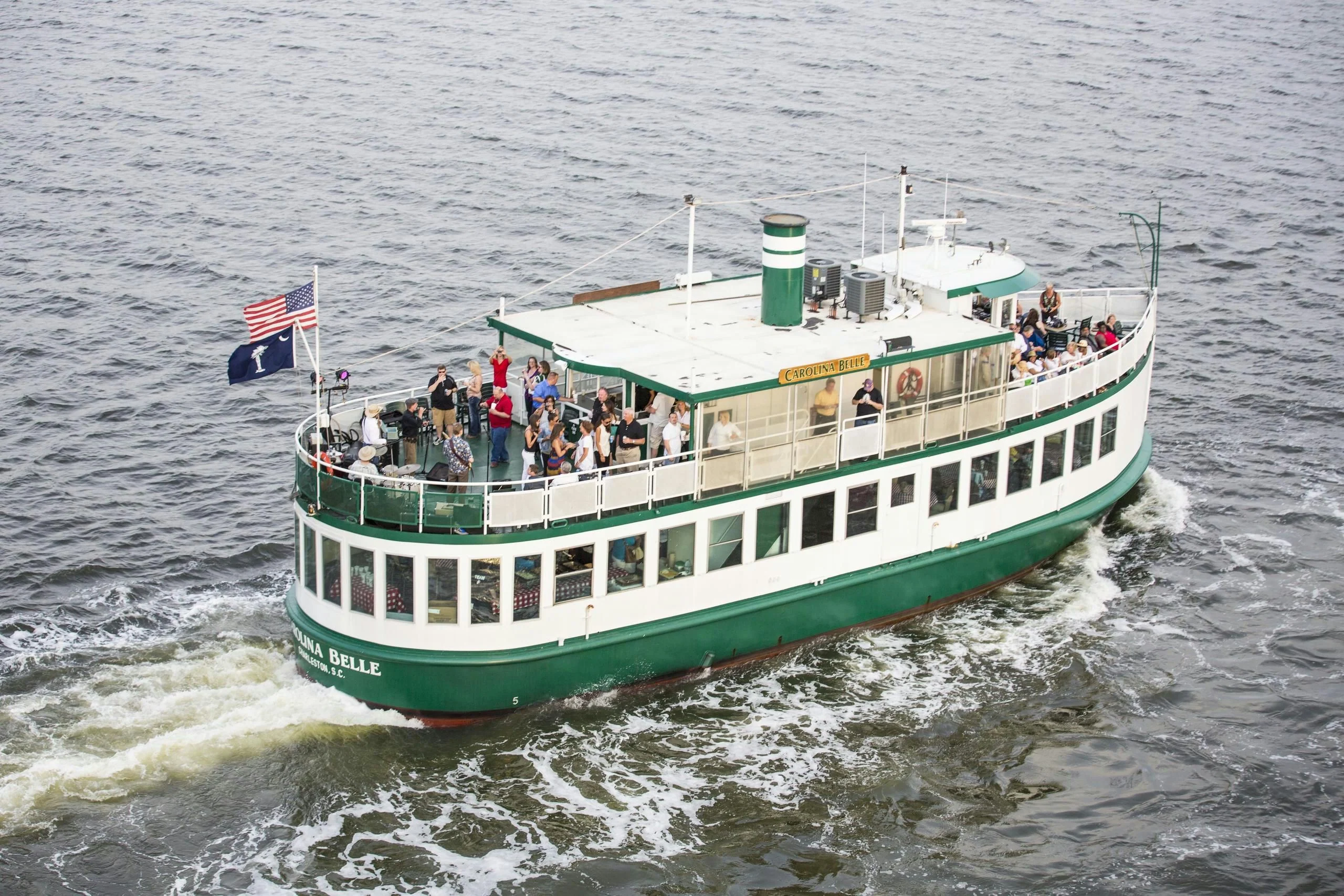 Charleston Harbor Tour and Boone Hall Plantation Tour