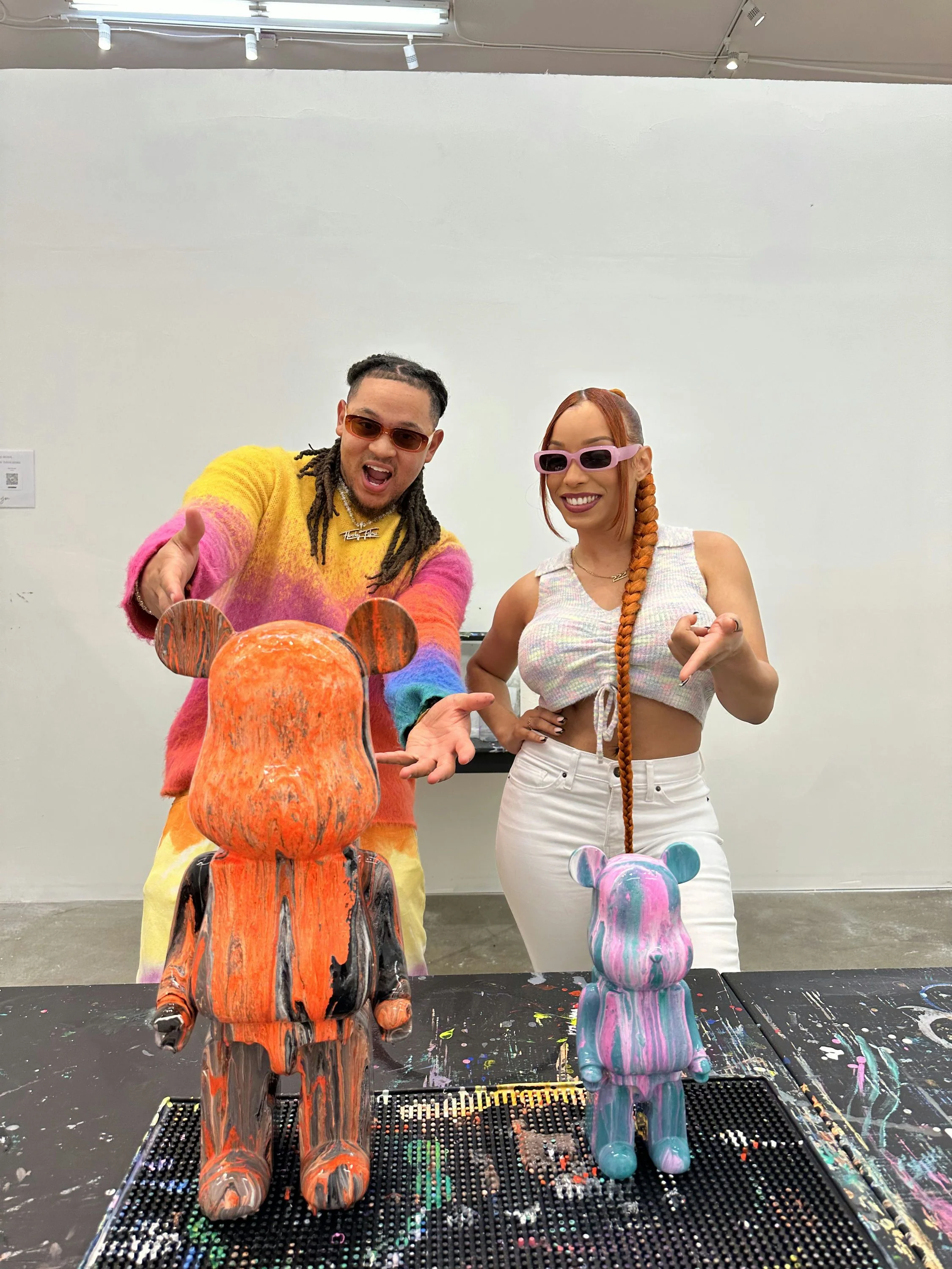Chicago Fluid Bear Immersive Art Experience - Image 3