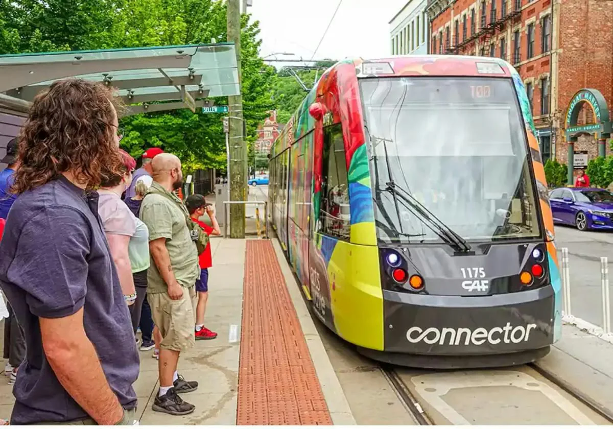 Cincinnati Food Tour by Streetcar - Image 4