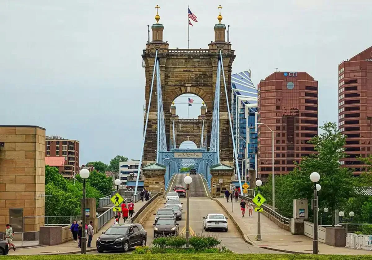 Cincinnati Food Tour by Streetcar - Image 6