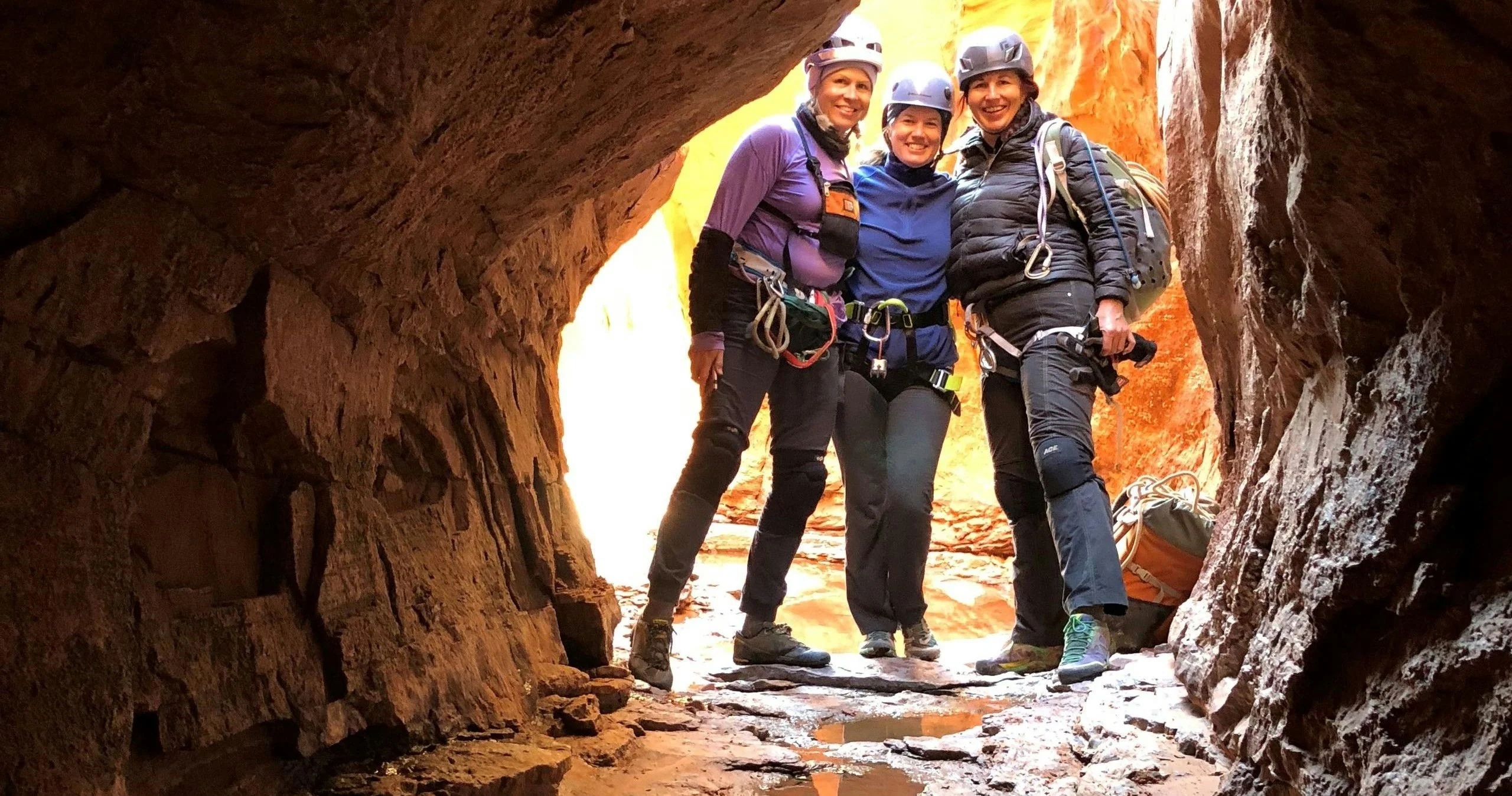 Classic Slot Canyoneering Adventure - Image 3