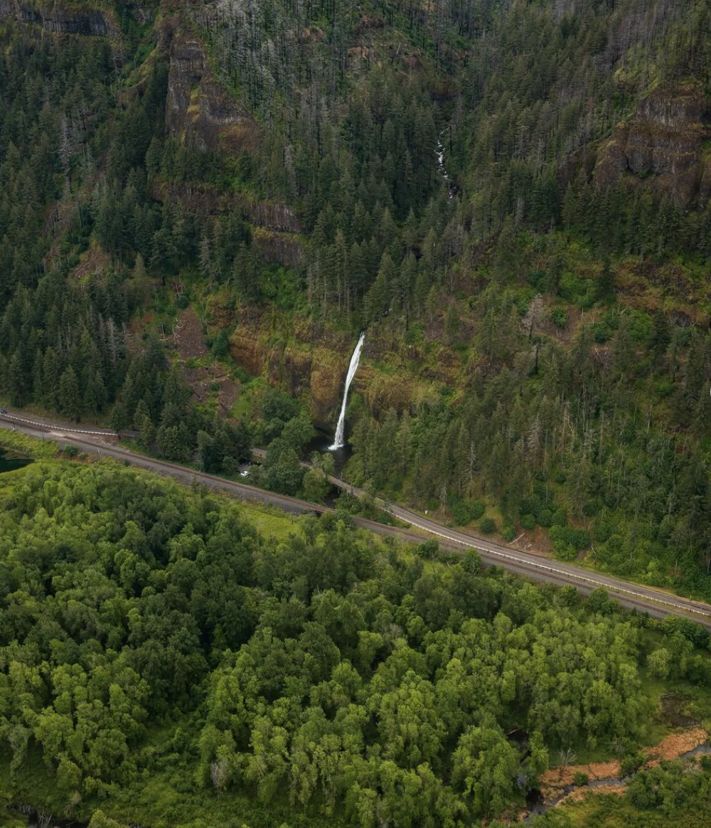 Columbia Gorge & More Plane Tour - Image 5