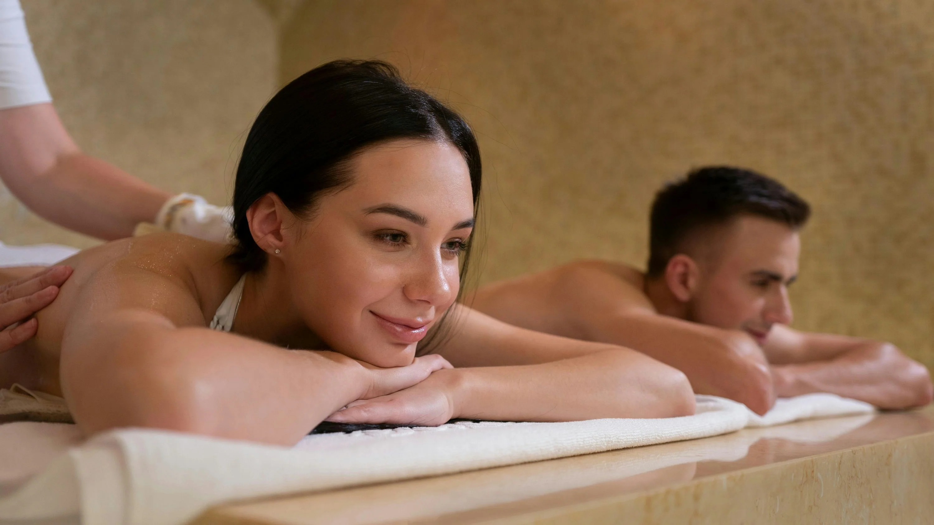 Couples Swedish Massage in Palm Beach - Image 3