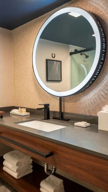 Dallas Dream: One-Night Hotel Experience - Image 13