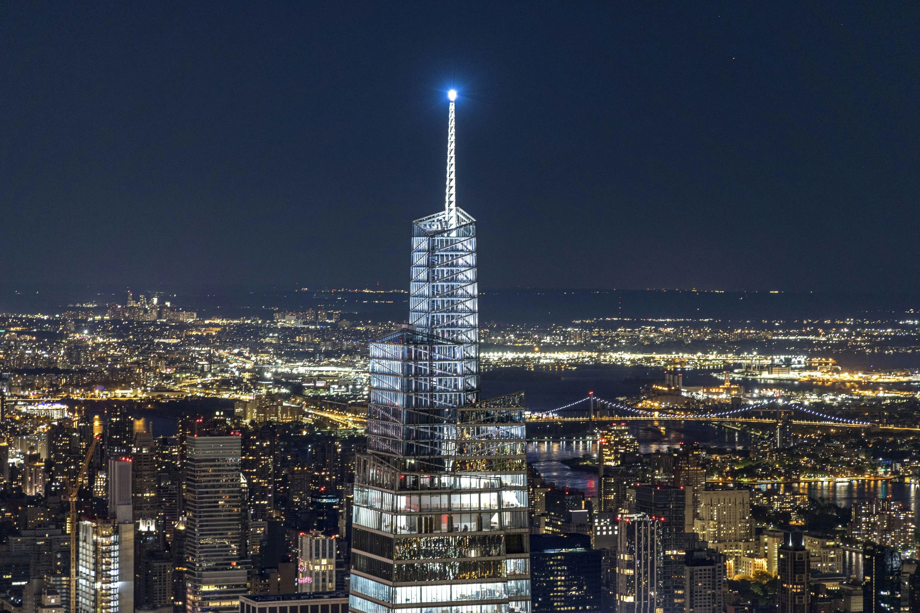 Date Night at SUMMIT One Vanderbilt with Signature Cocktail - Image 4