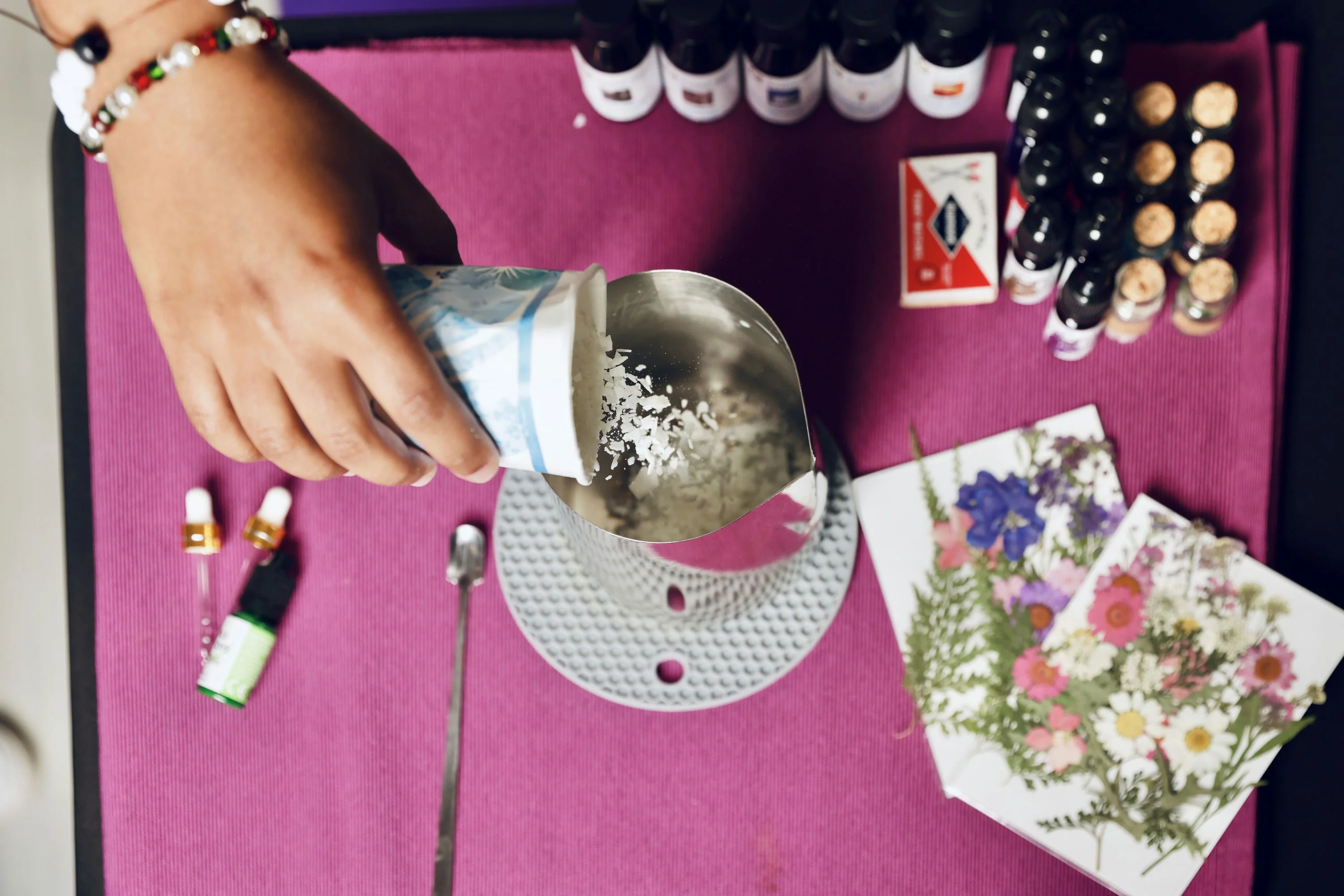 Date Night Candle Making Class in Palm Beach - Image 3