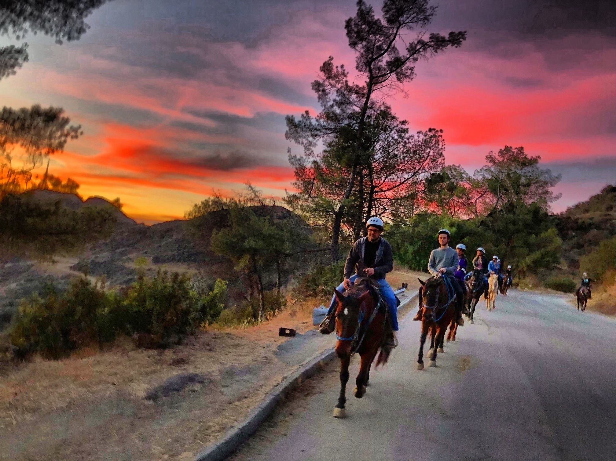 Date Night Horseback Riding Tour For 2 - Image 2