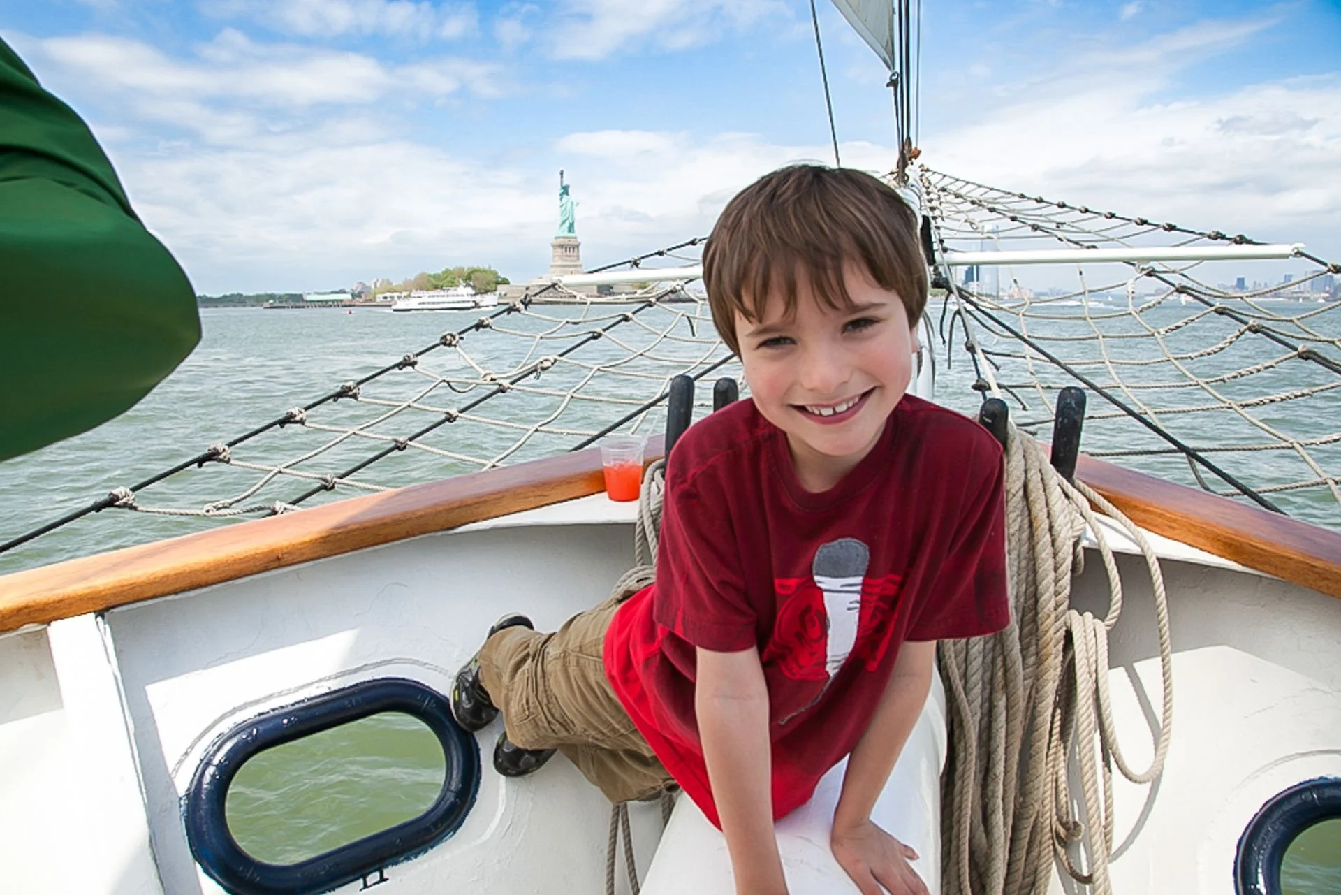 Manhattan Skyline Day Sail - Image 2