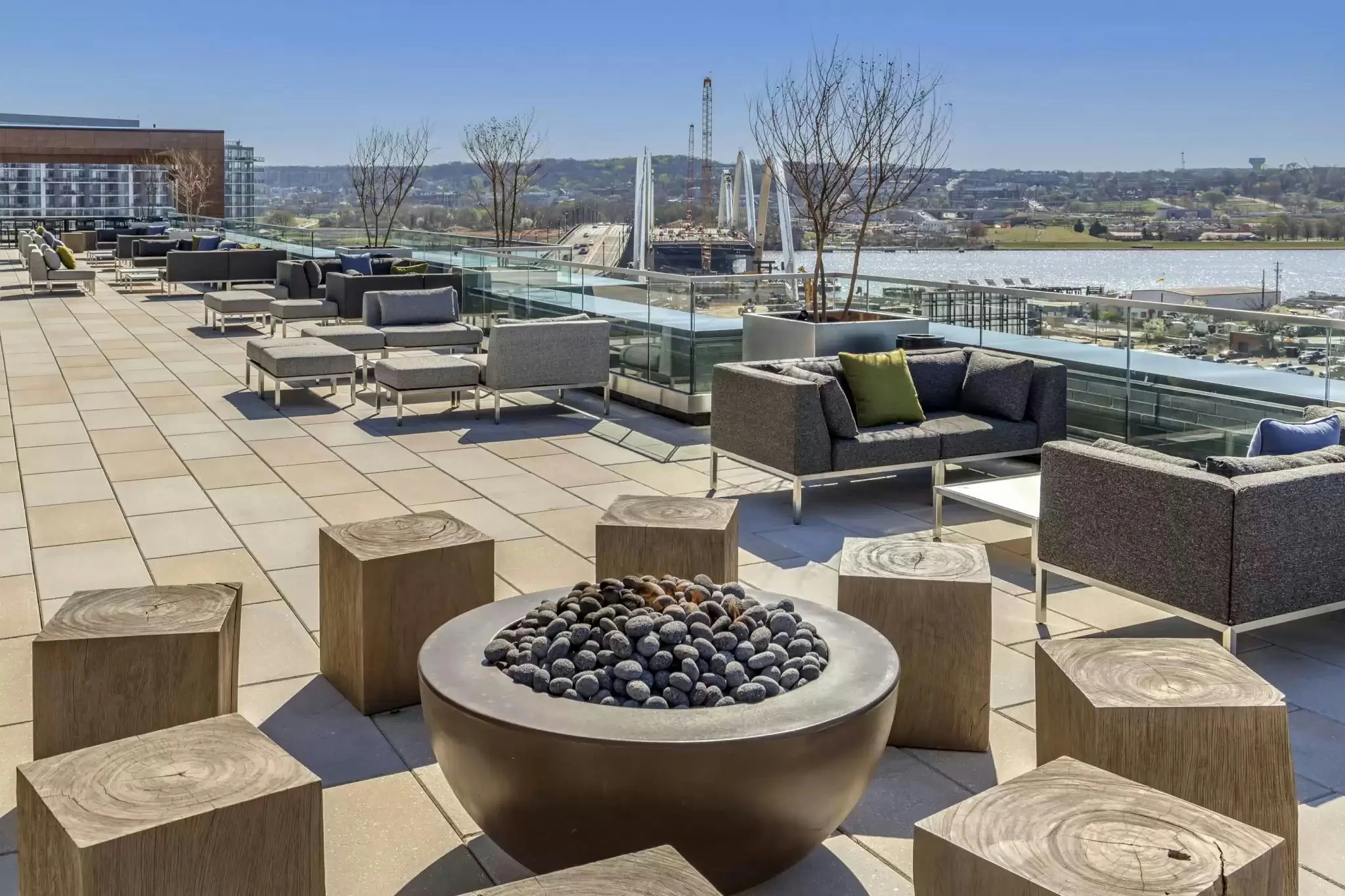 DC Delight: One-Night Hotel Stay Gift - Image 15