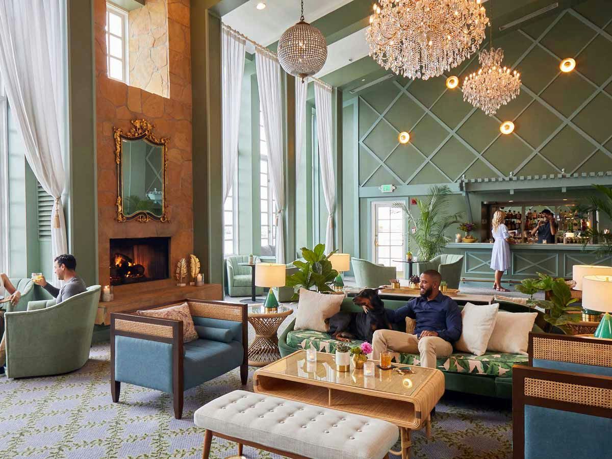 Deluxe 1 Night Hotel Getaway for Two - Image 7