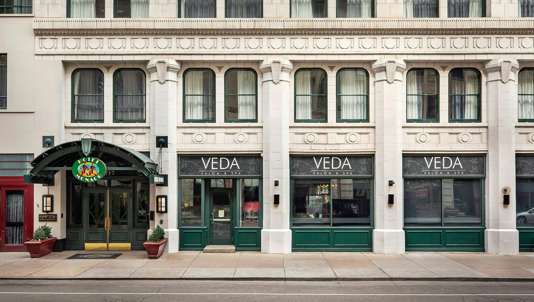 Denver Delight: Exclusive 1-Night Hotel Experience - Image 13