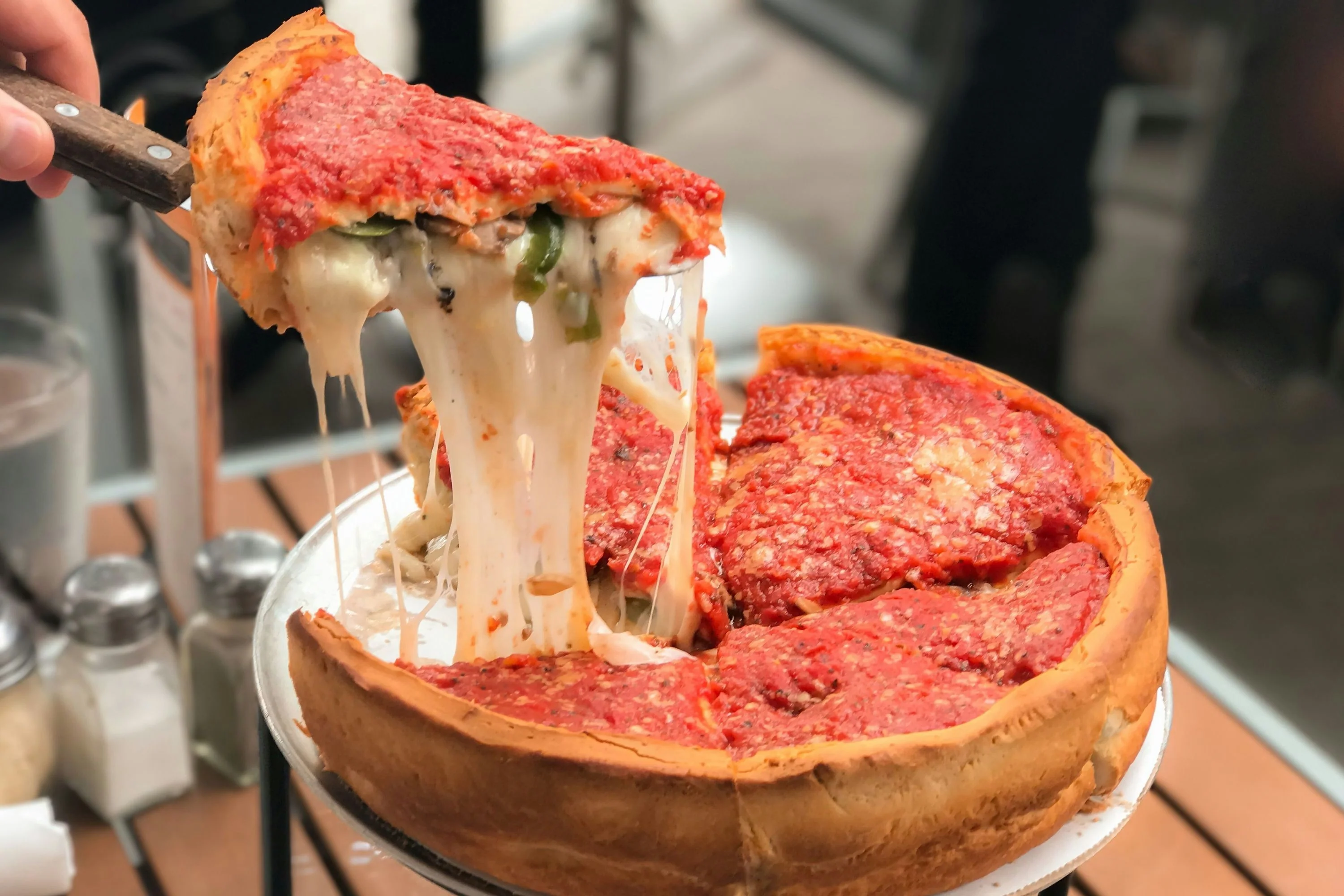 Discover Historic Chicago Food Tour