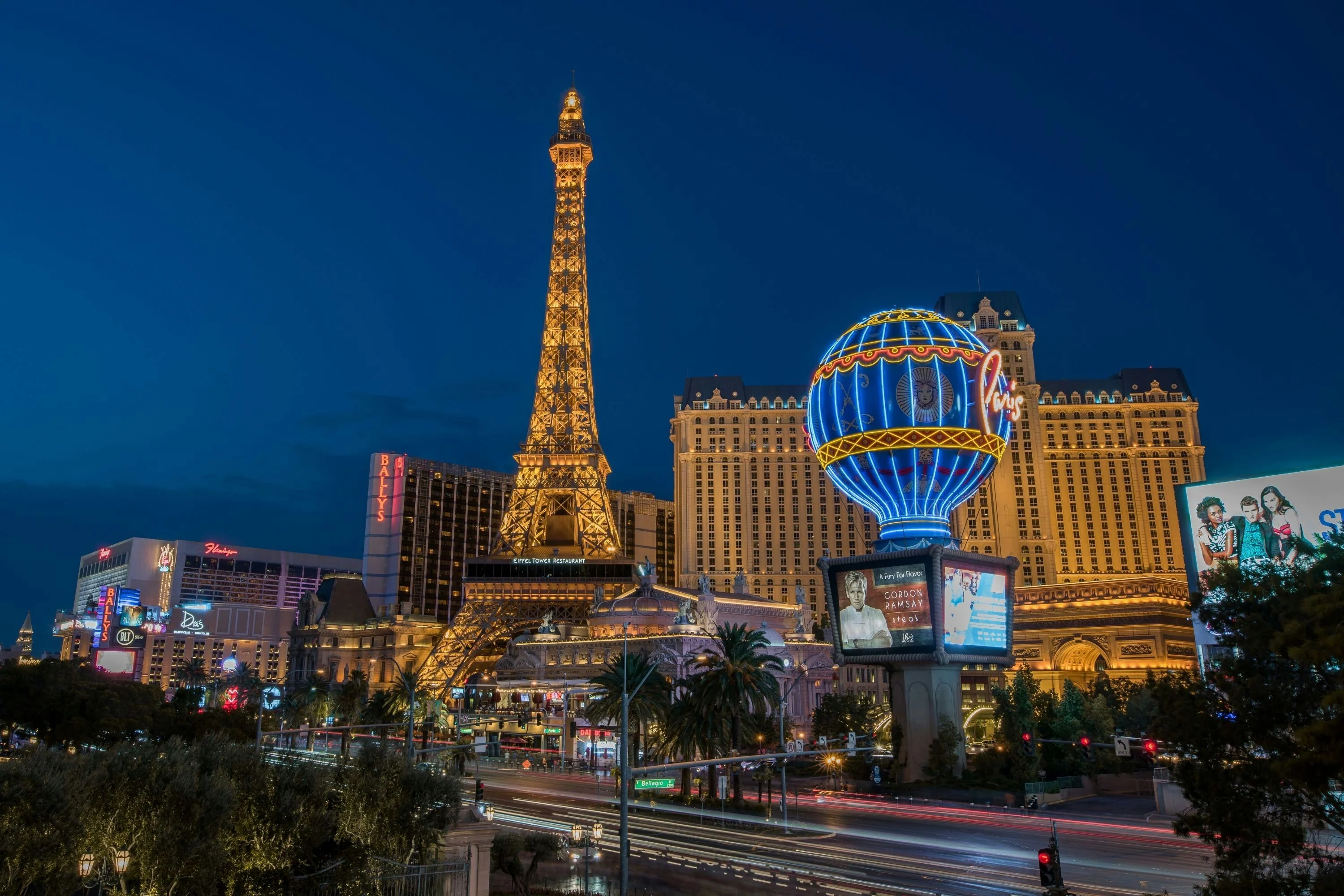 Discover the Delicious Side of Downtown Las Vegas Food Tour - Image 2