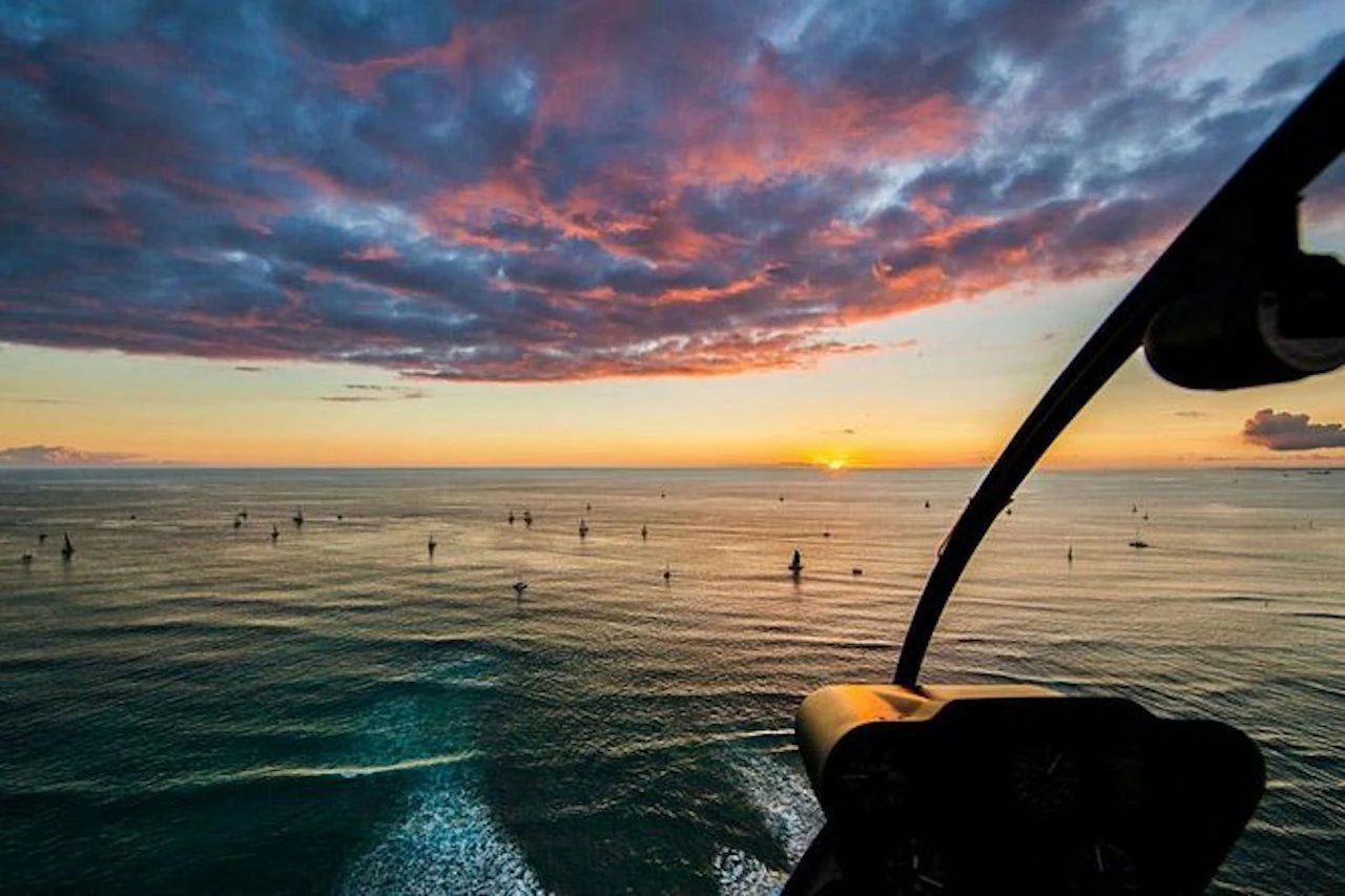 Doors Off Waikiki Sunset Helicopter Tour - Image 2