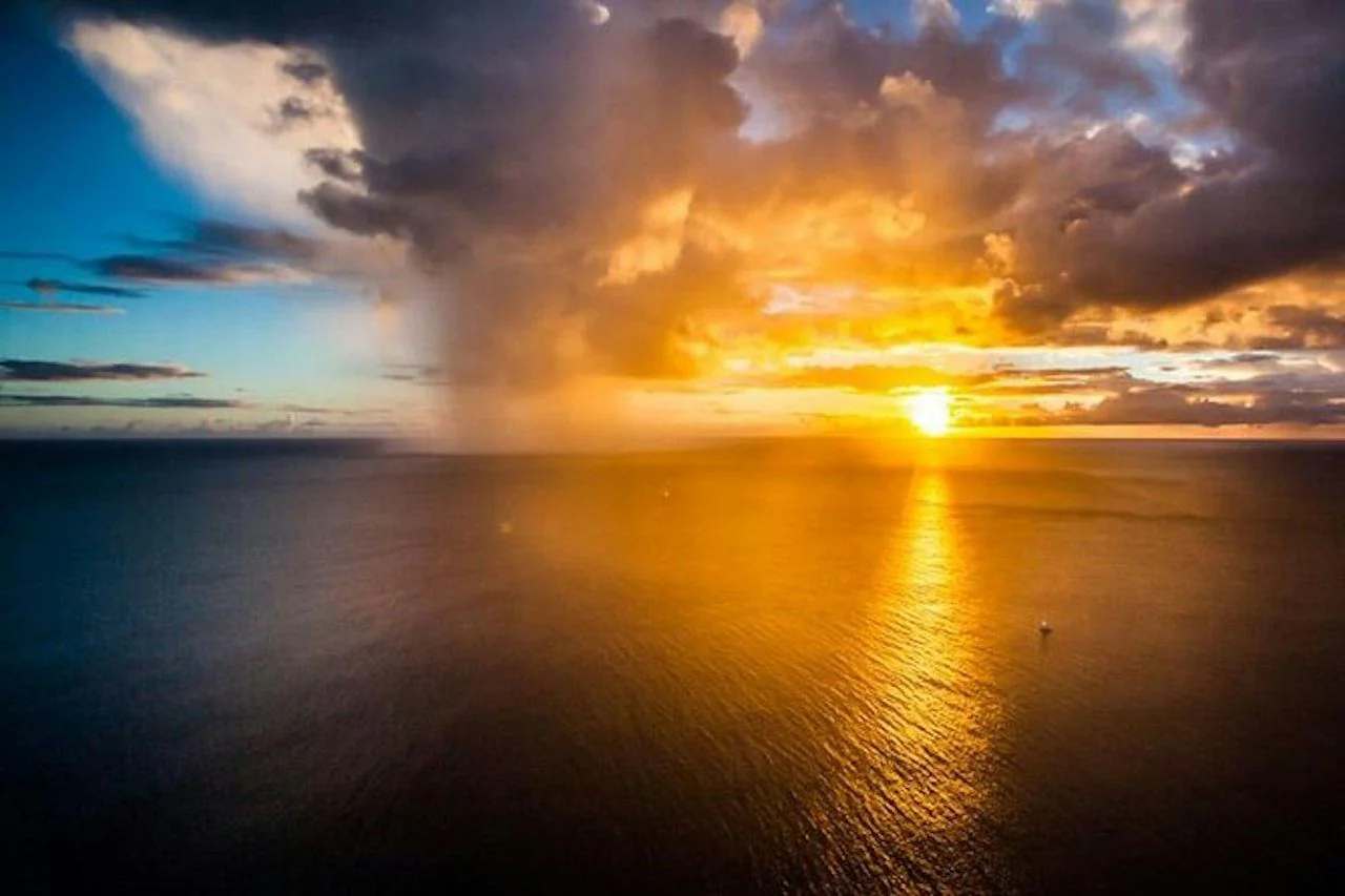 Doors Off Waikiki Sunset Helicopter Tour - Image 7