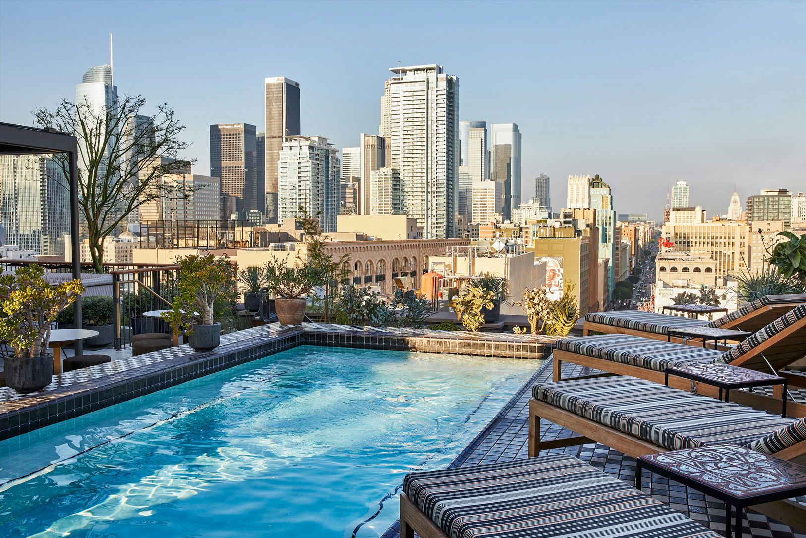 Dreamy LA Getaway: 1-Night Hotel Experience - Image 11