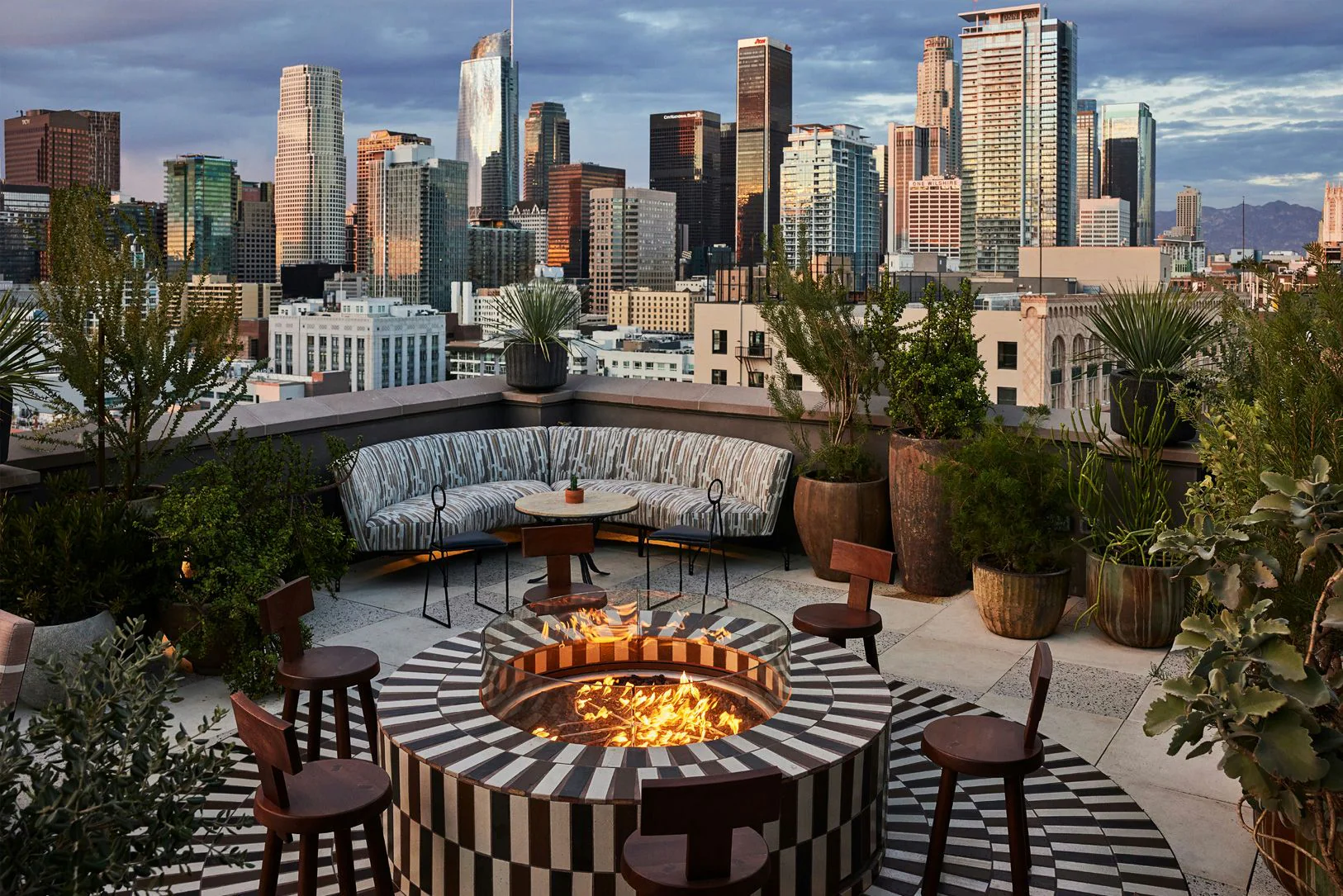 Dreamy LA Getaway: 1-Night Hotel Experience - Image 6