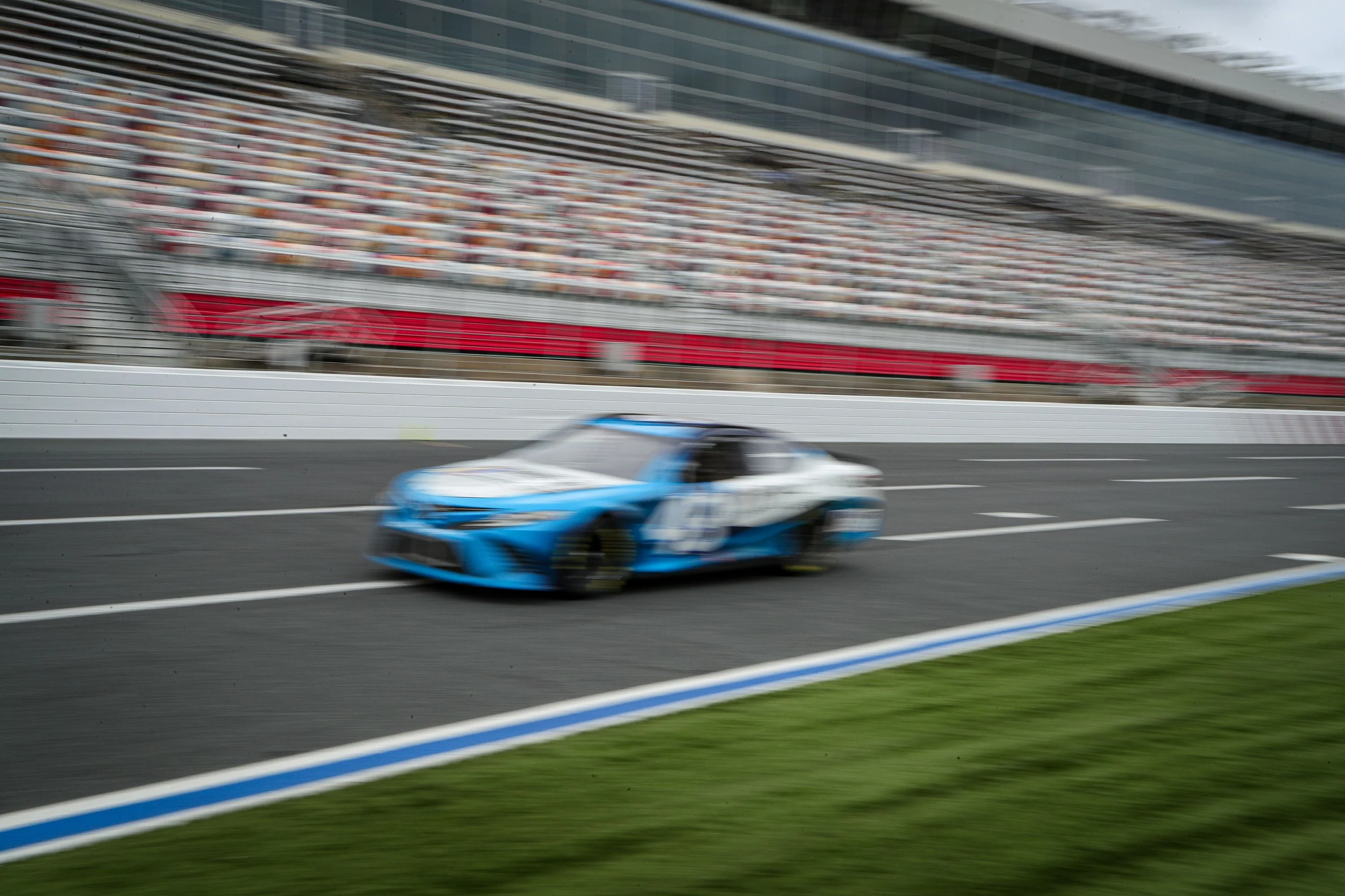 Drive a NASCAR - Homestead Miami Speedway - Image 4