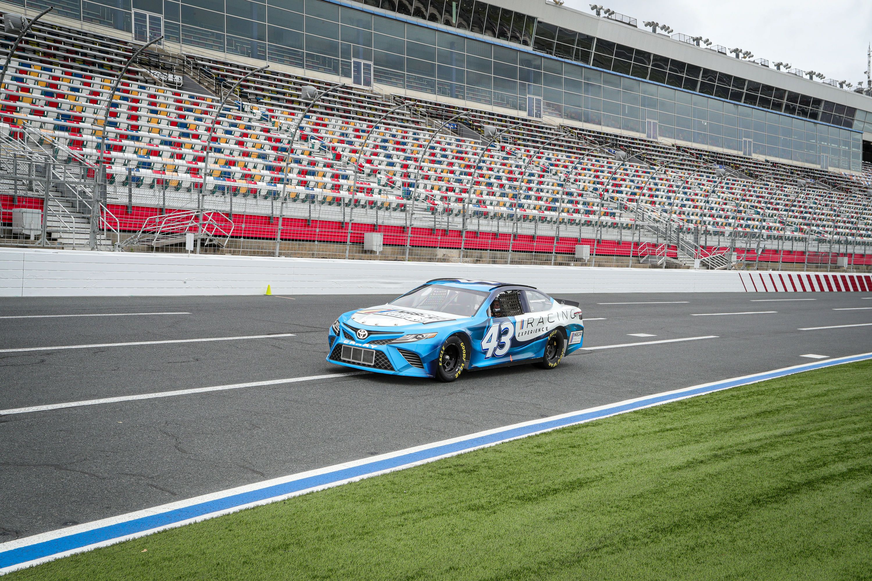 Drive a NASCAR - Talladega Superspeedway - Image 3