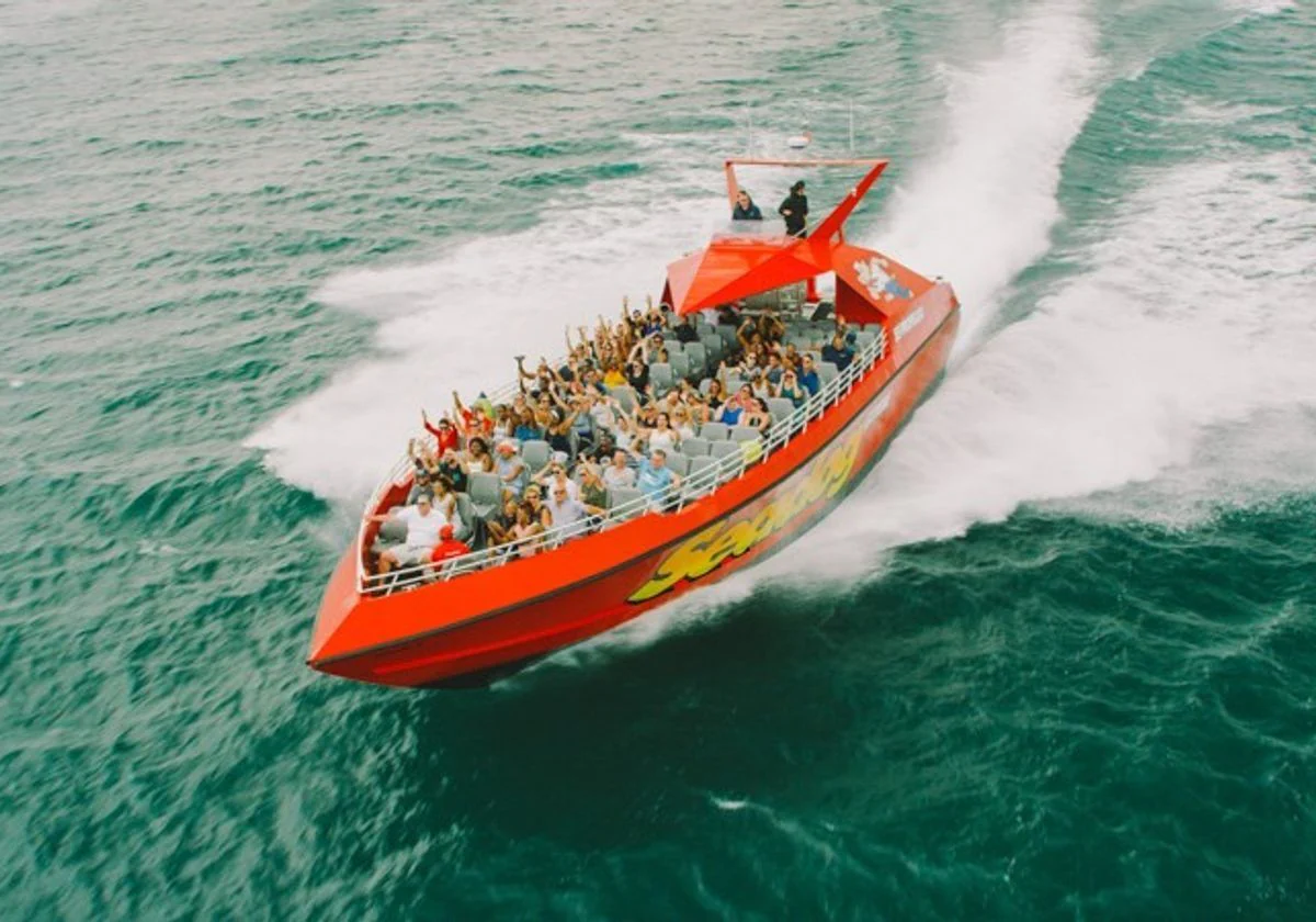 Chicago Seadog Extreme Speedboat Thrill Ride - Image 4