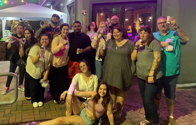 Galveston Pub Crawl - Image 2