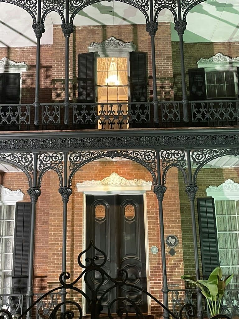 Galveston Red Light District Walking Tour - Image 4