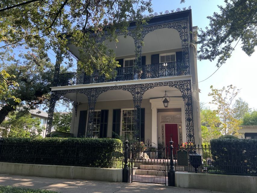 Garden District Architecture Walking tour - Image 3