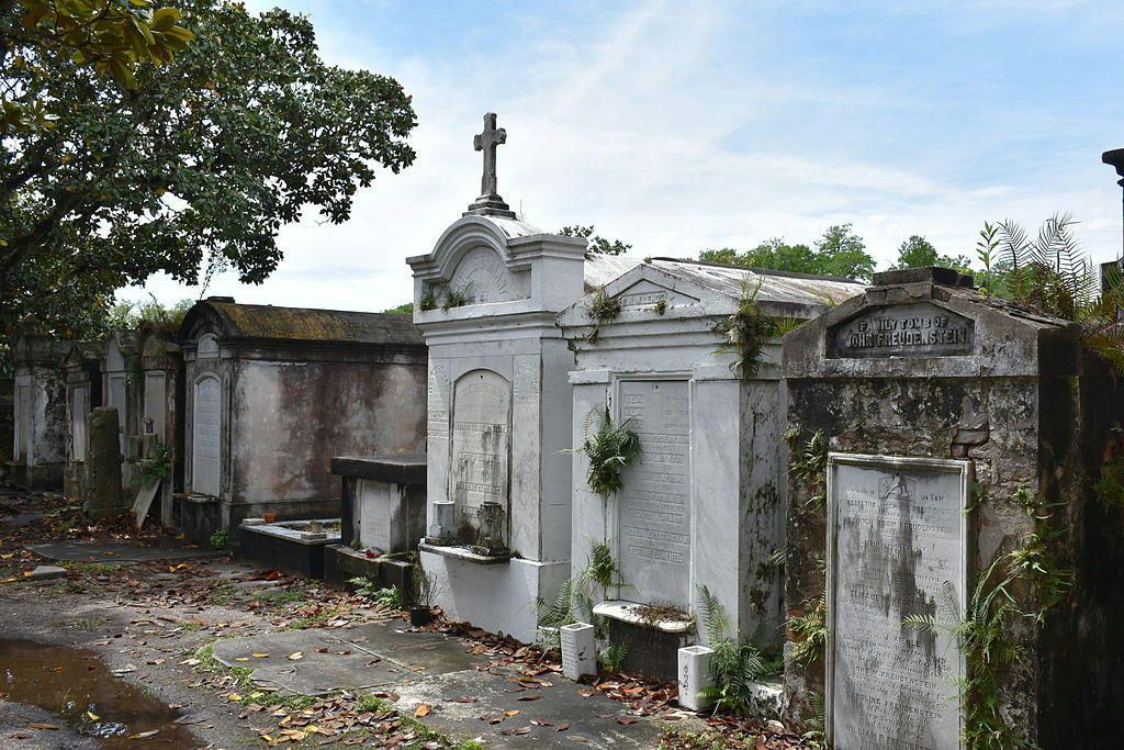 Garden District Secrets & Scandals - Image 9
