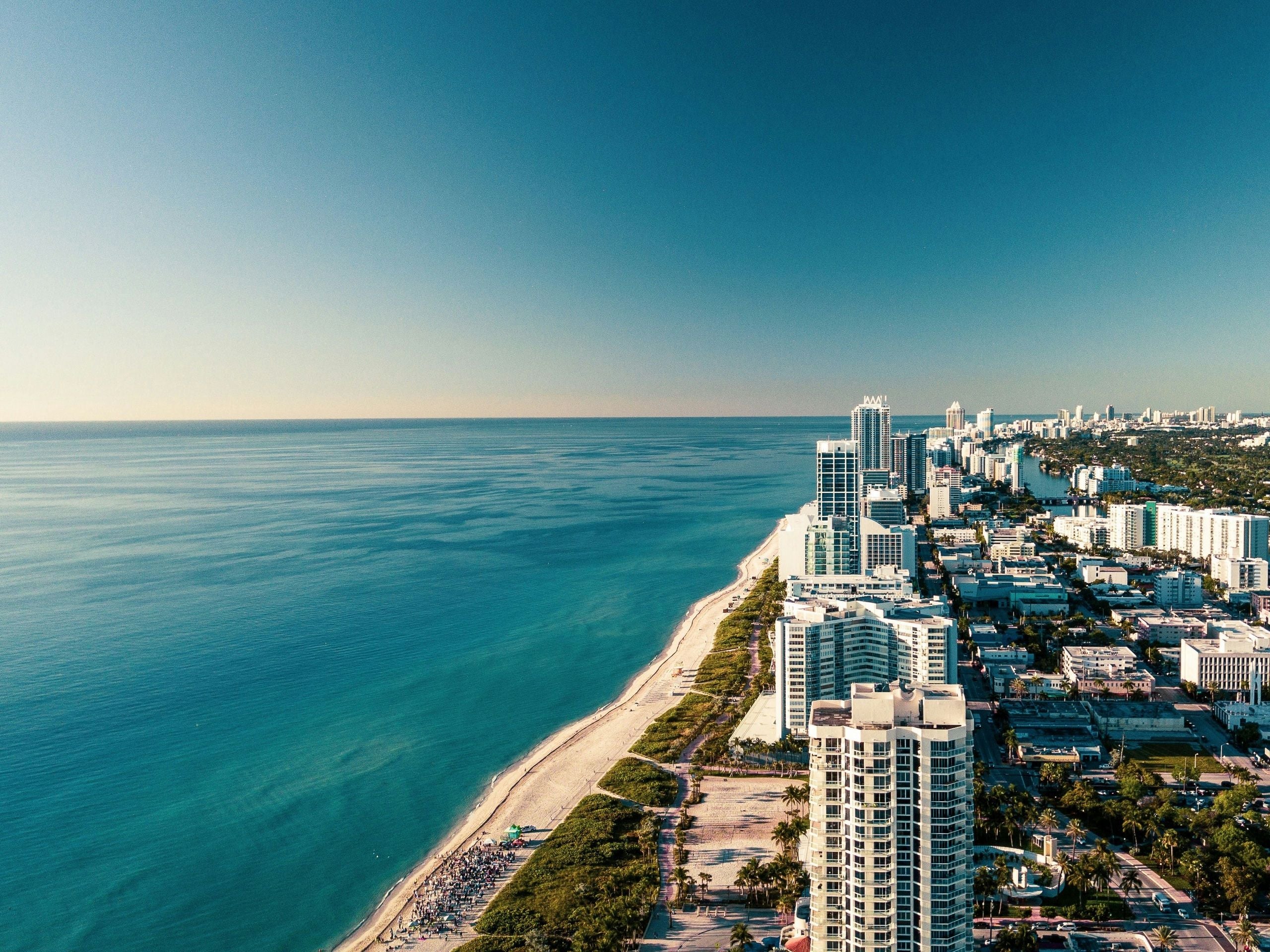 Grand SoFlo Private Airplane Tour with Champagne - Image 2