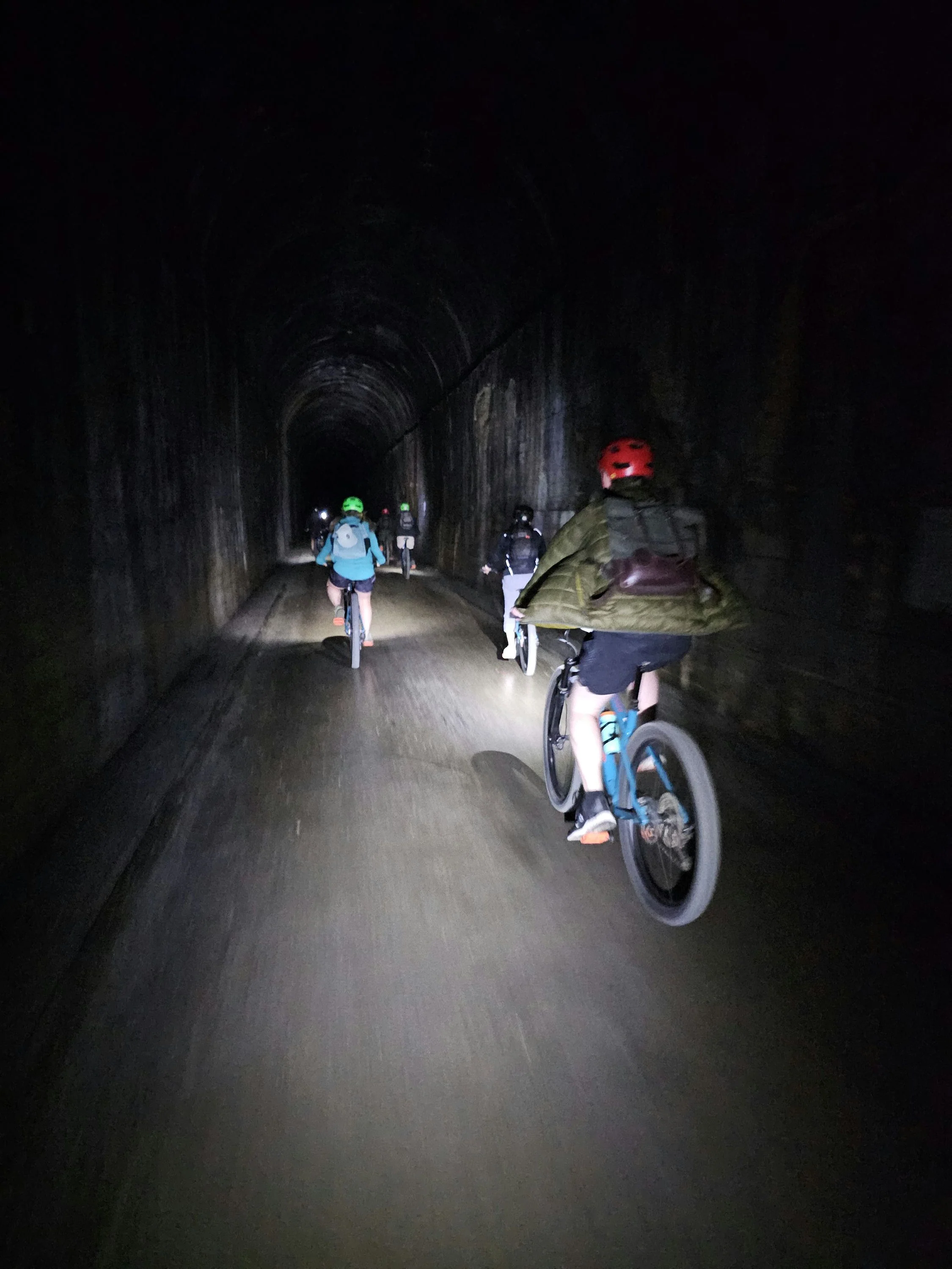Guided Snoqualmie Tunnel Mountain Bike Tour from Seattle - Image 2