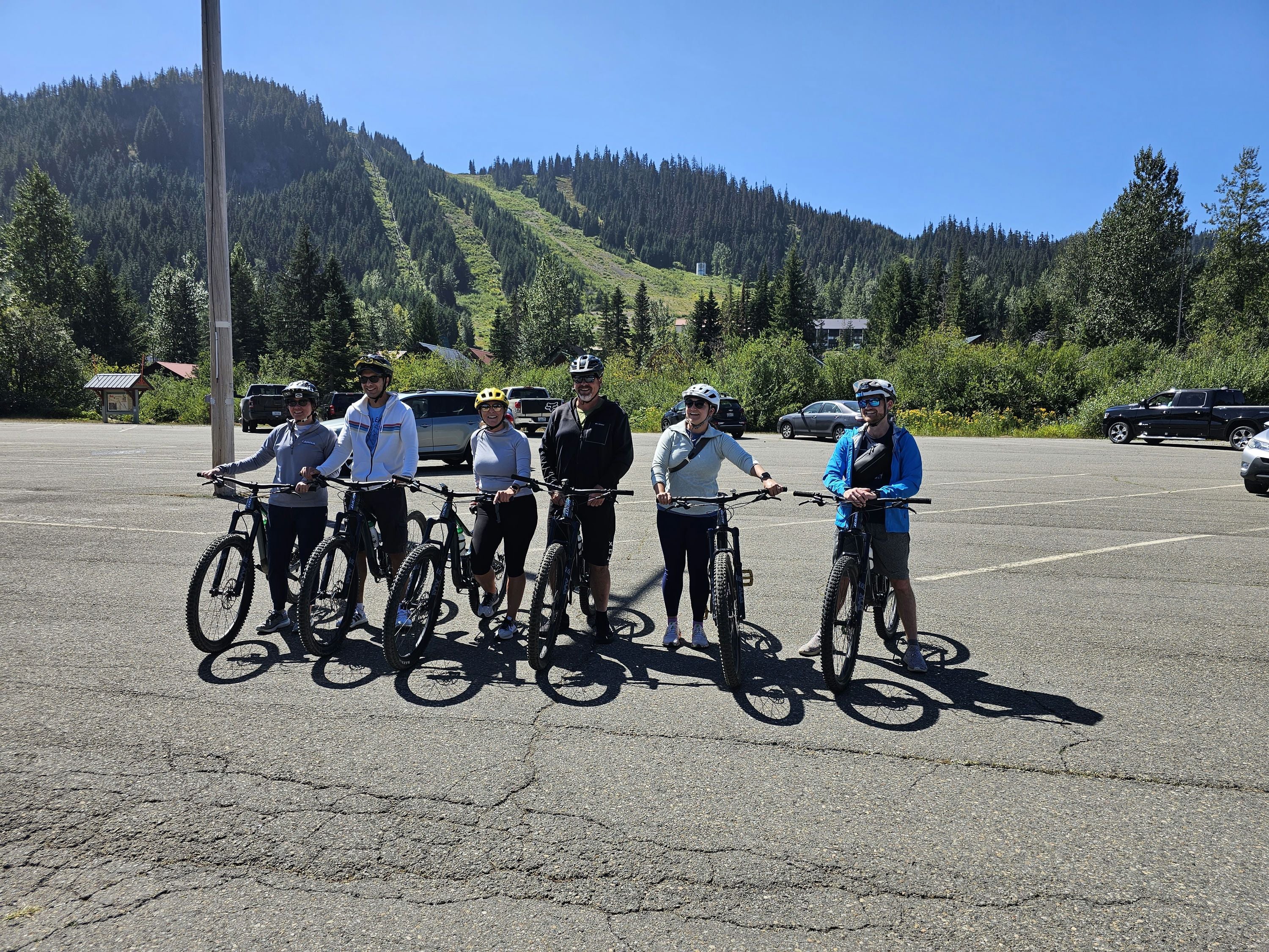 Guided Snoqualmie Tunnel Mountain Bike Tour from Seattle - Image 6