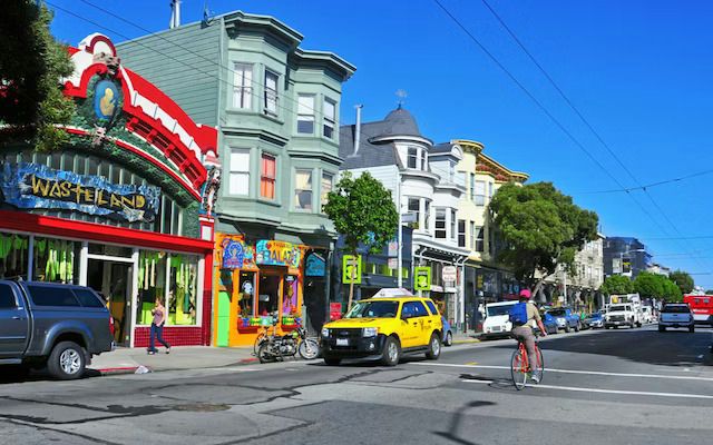 Haight Ashbury Hippie Culture Exploration Game - Image 3