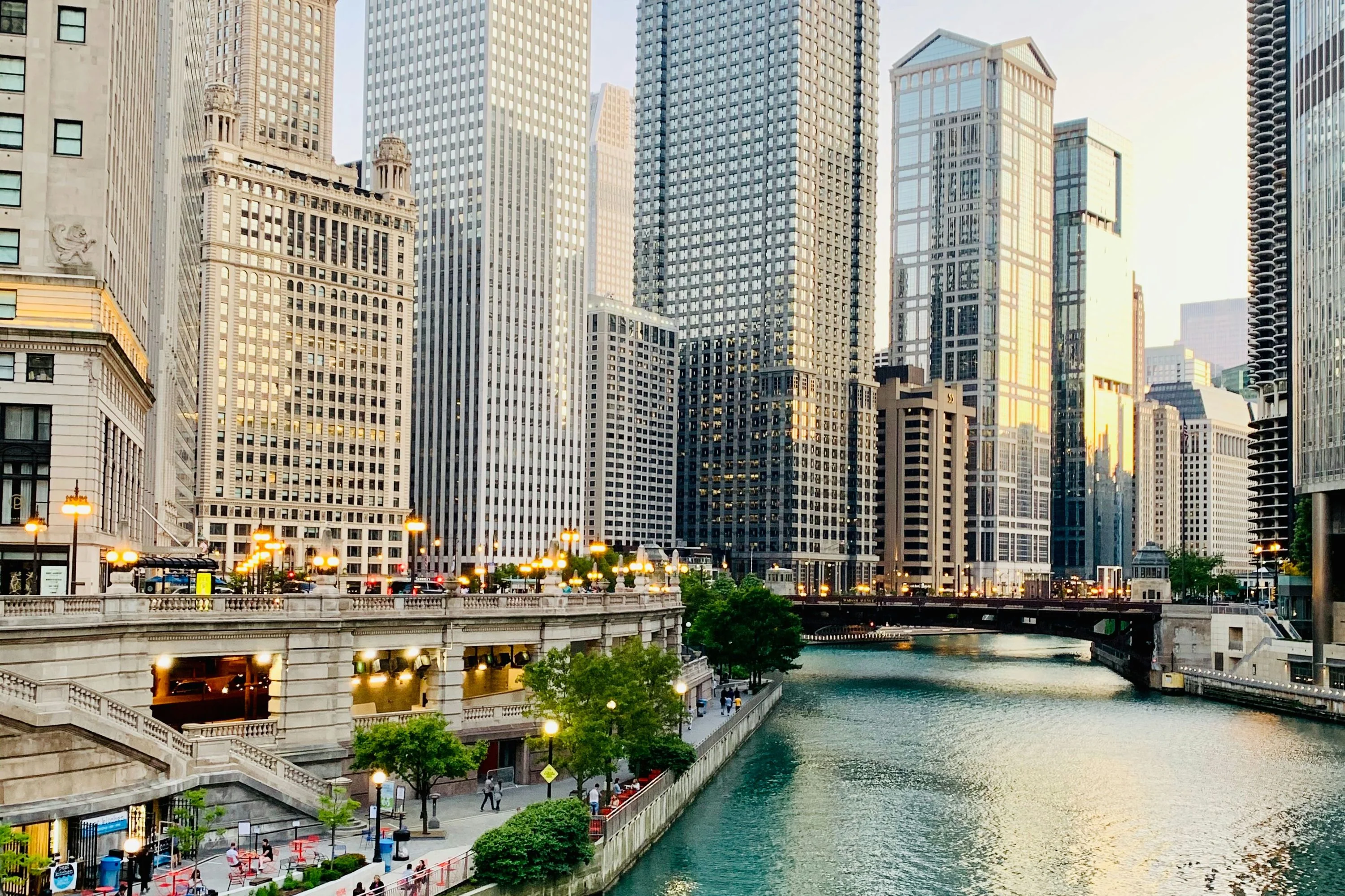 Haunted Mysteries of Chicago Mob Tour
