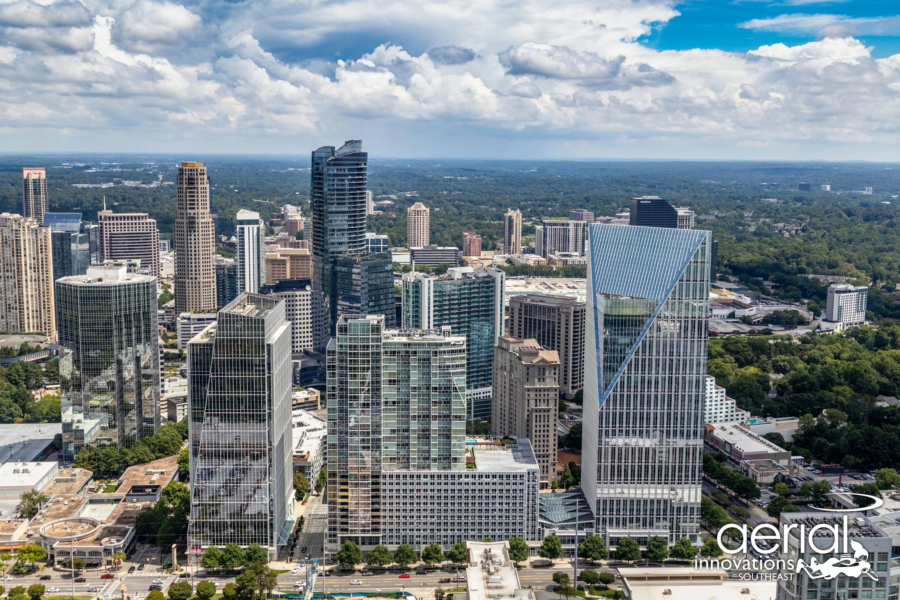 Private Buckhead & Downtown Atlanta Helicopter Tour with Champagne - Image 3