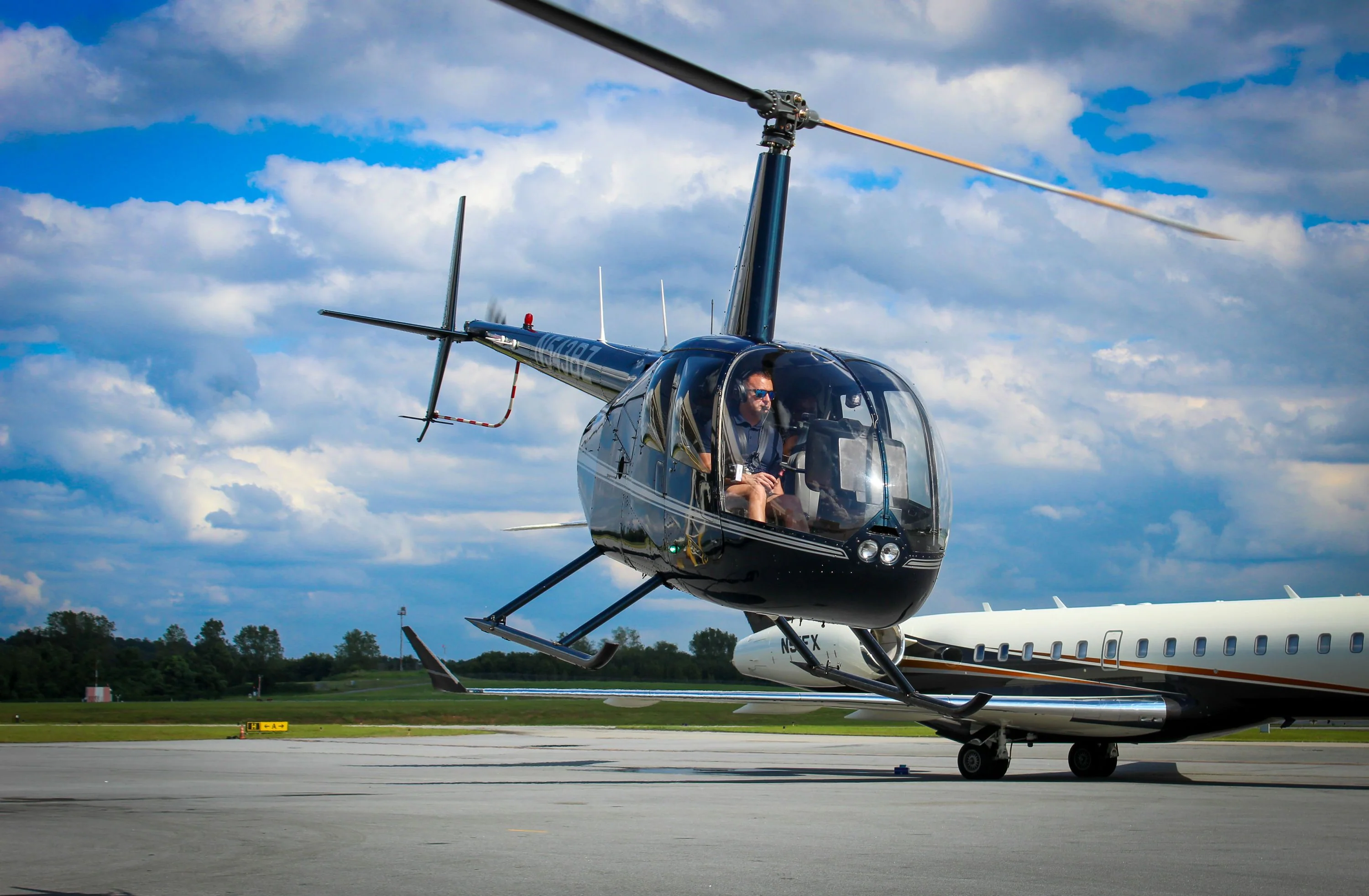 Private Buckhead & Downtown Atlanta Helicopter Tour with Champagne - Image 4