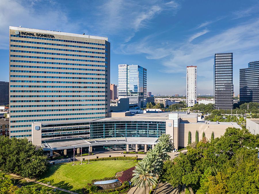 Houston Retreat: 1-Night Hotel Stay - Image 7