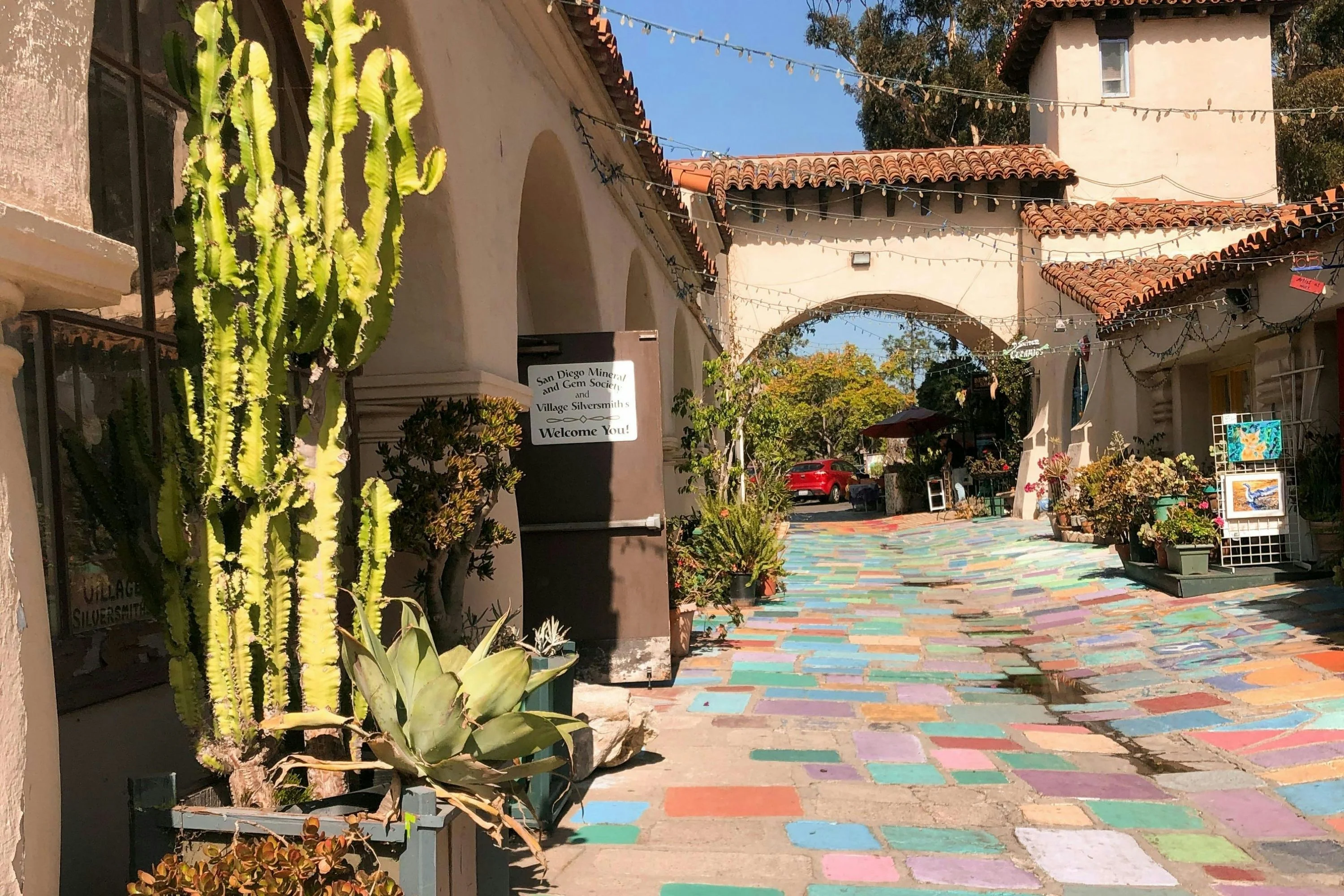 Iconic Eats in San Diego Food Tour - Image 3